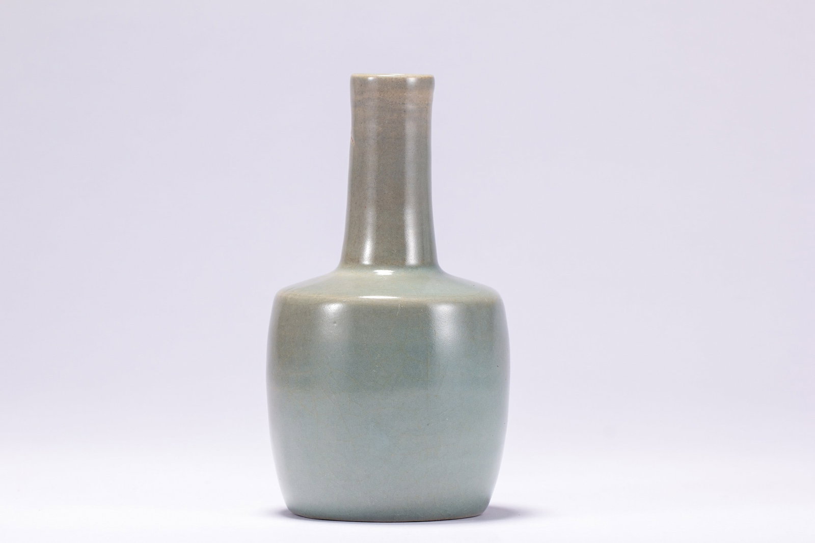 A RU VASE - 2