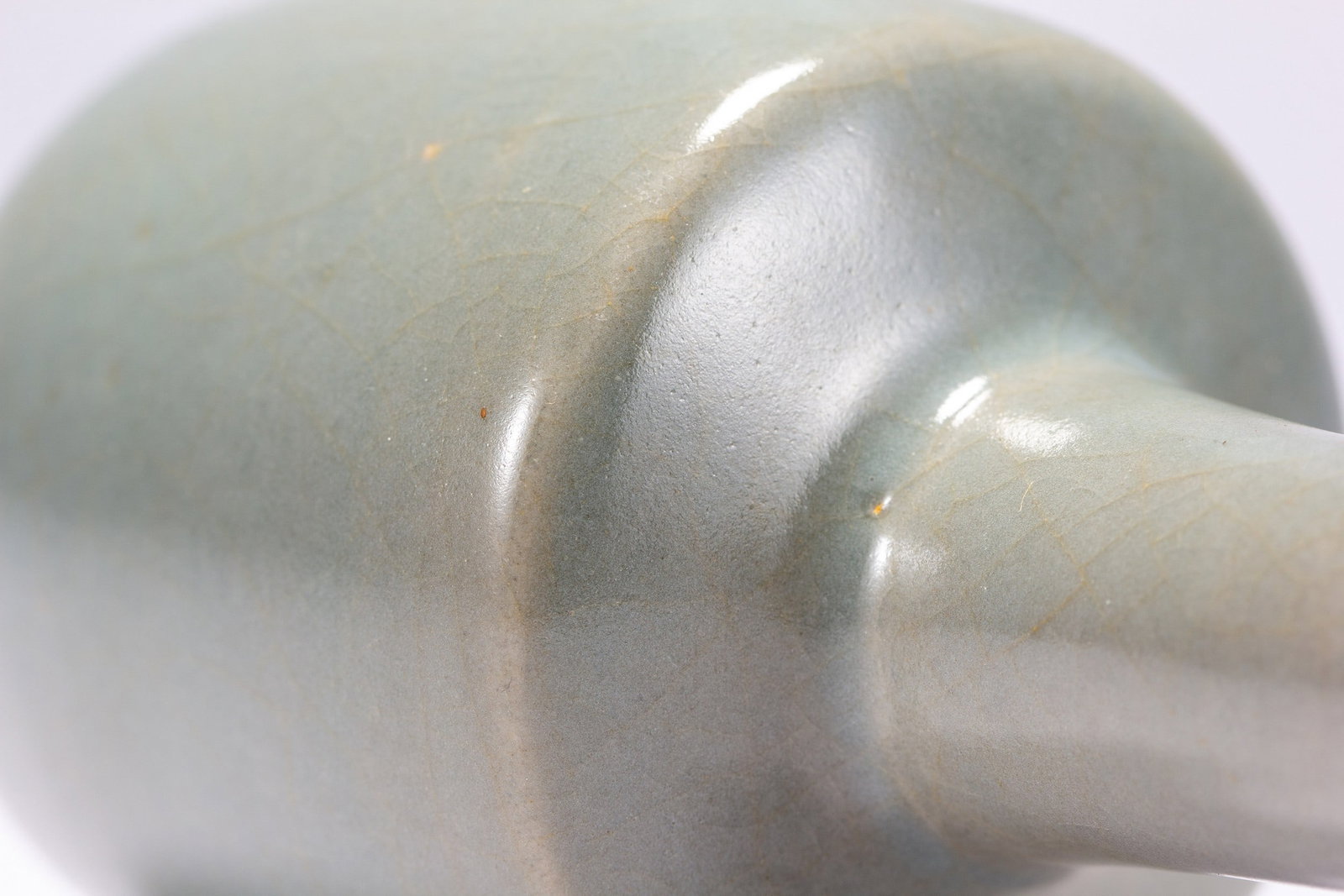 A RU VASE - 5