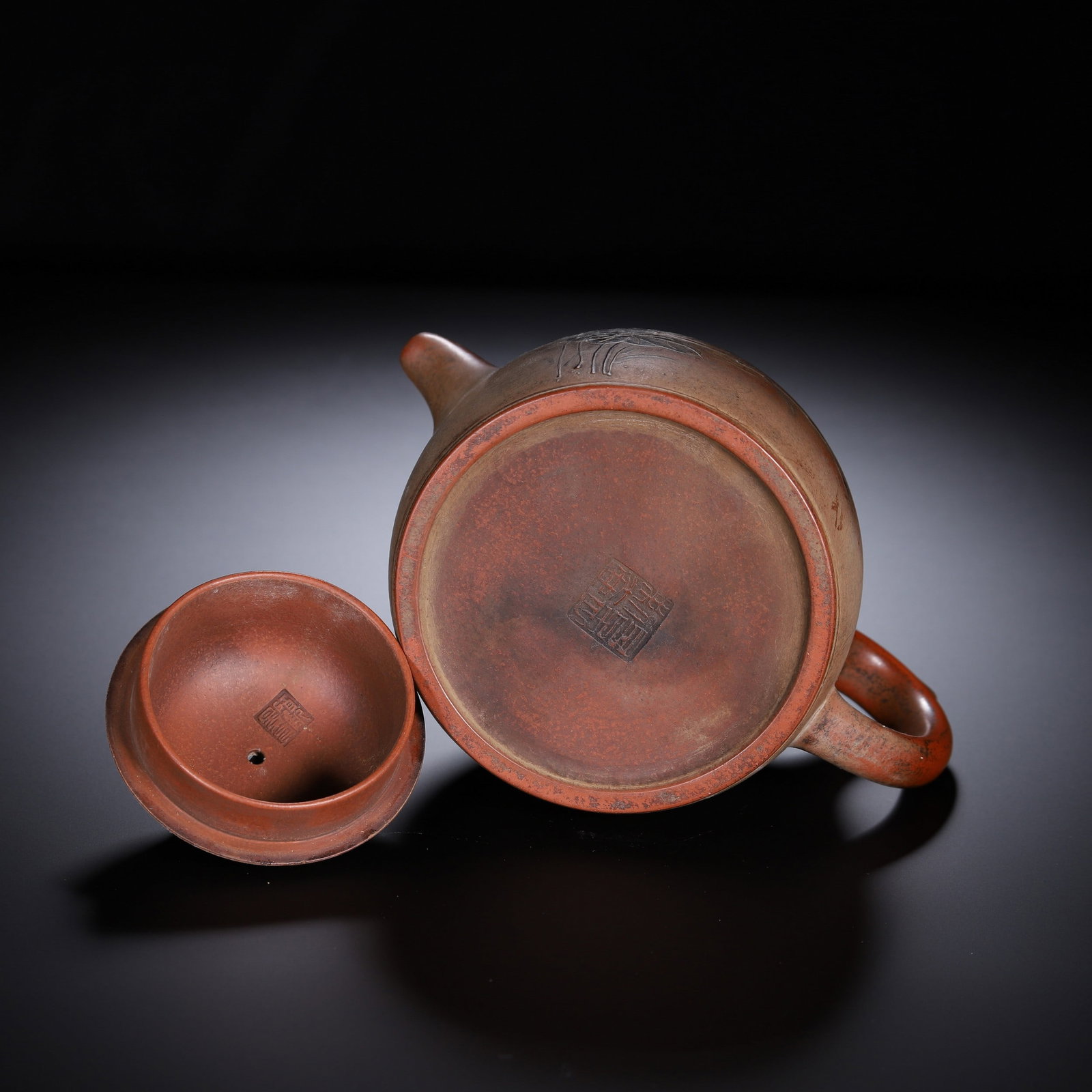 A ZISHA TEAPOT - 9