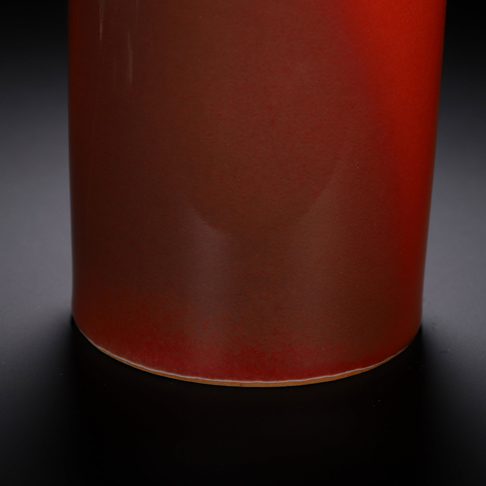 A RED GLAZED BRUSH POT - 5