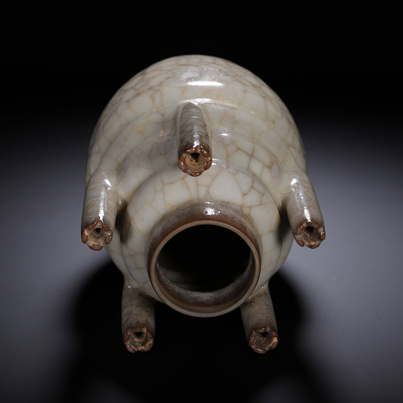 A GUAN VASE - 9