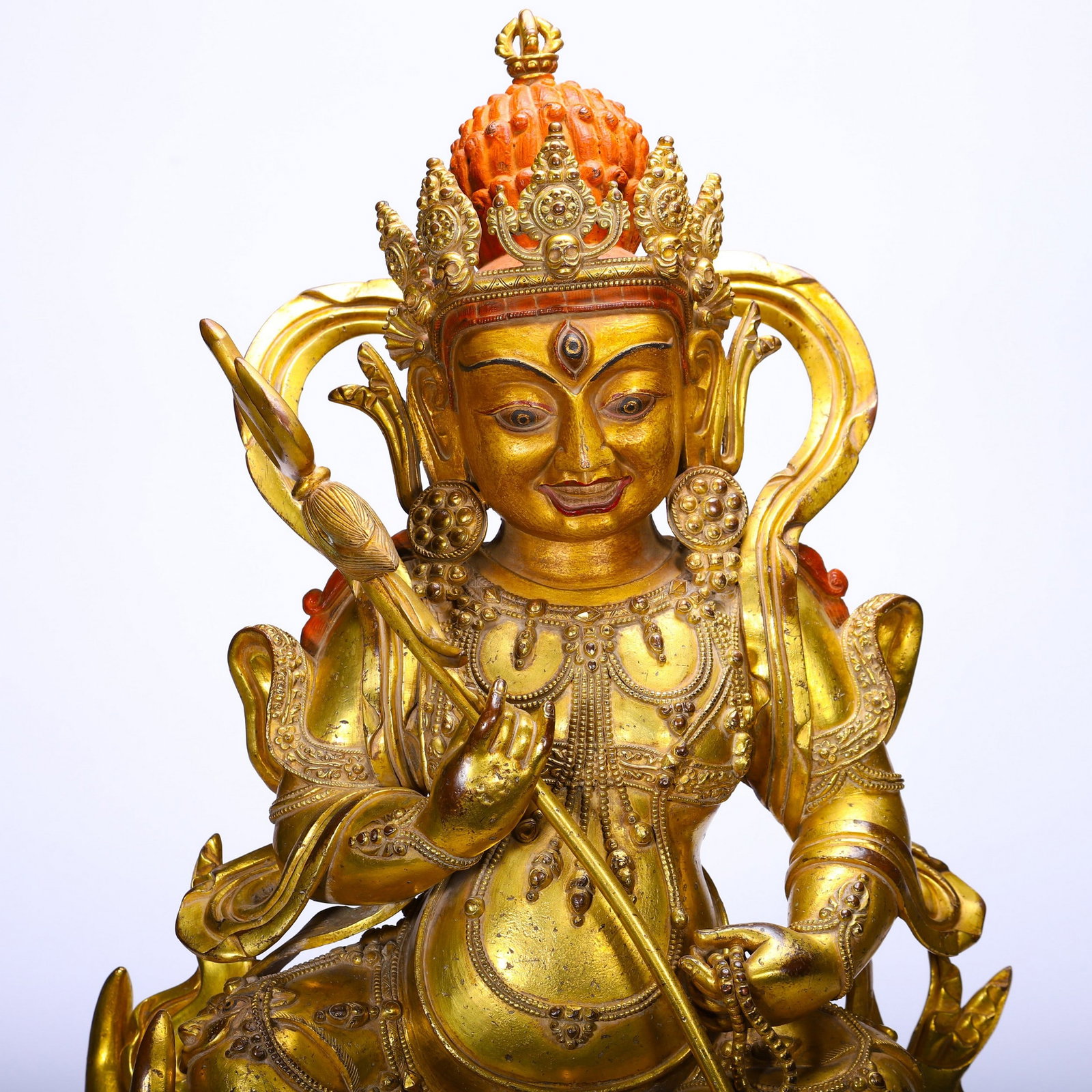 A COPPER GILDED BUDDHA STATUE - 2