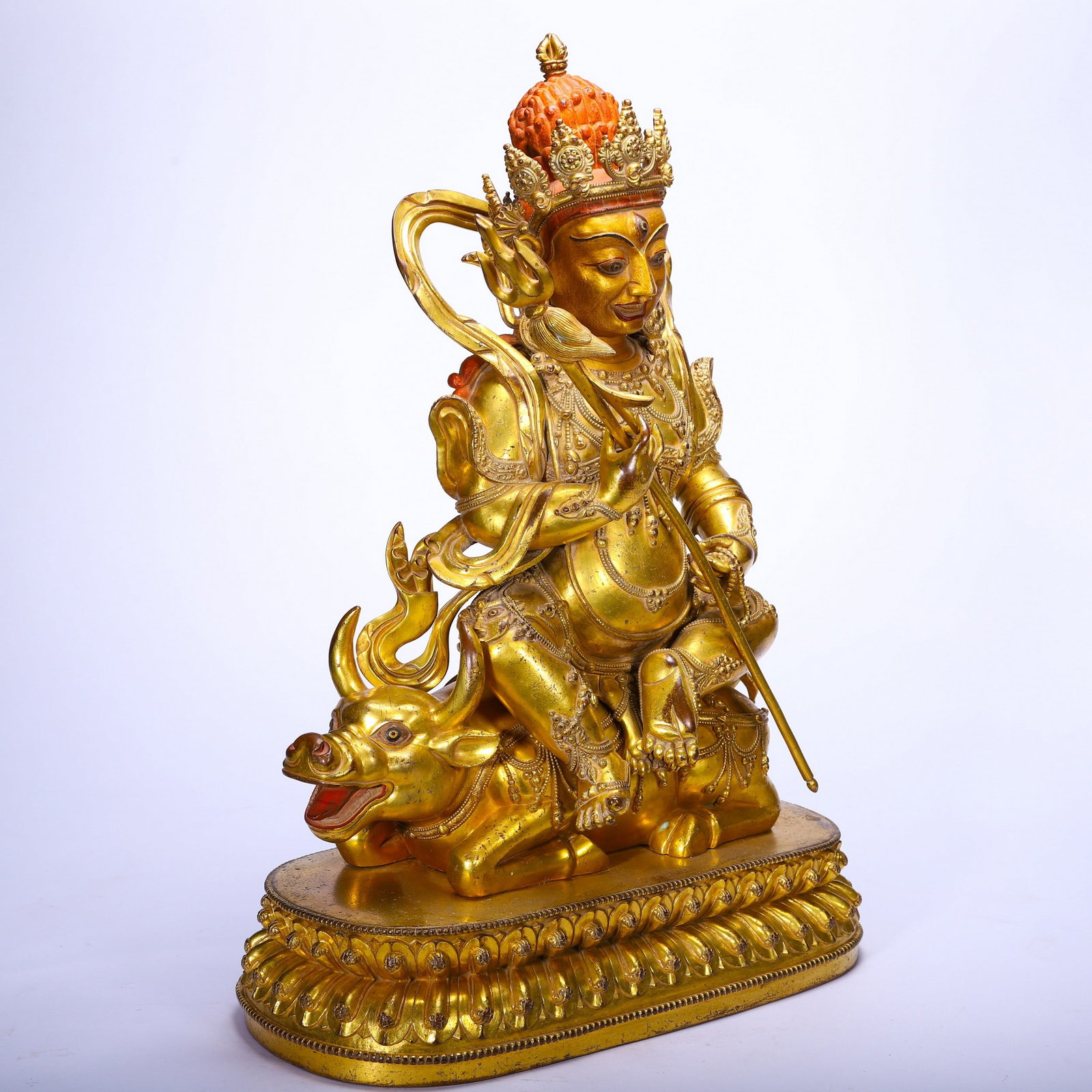 A COPPER GILDED BUDDHA STATUE - 5