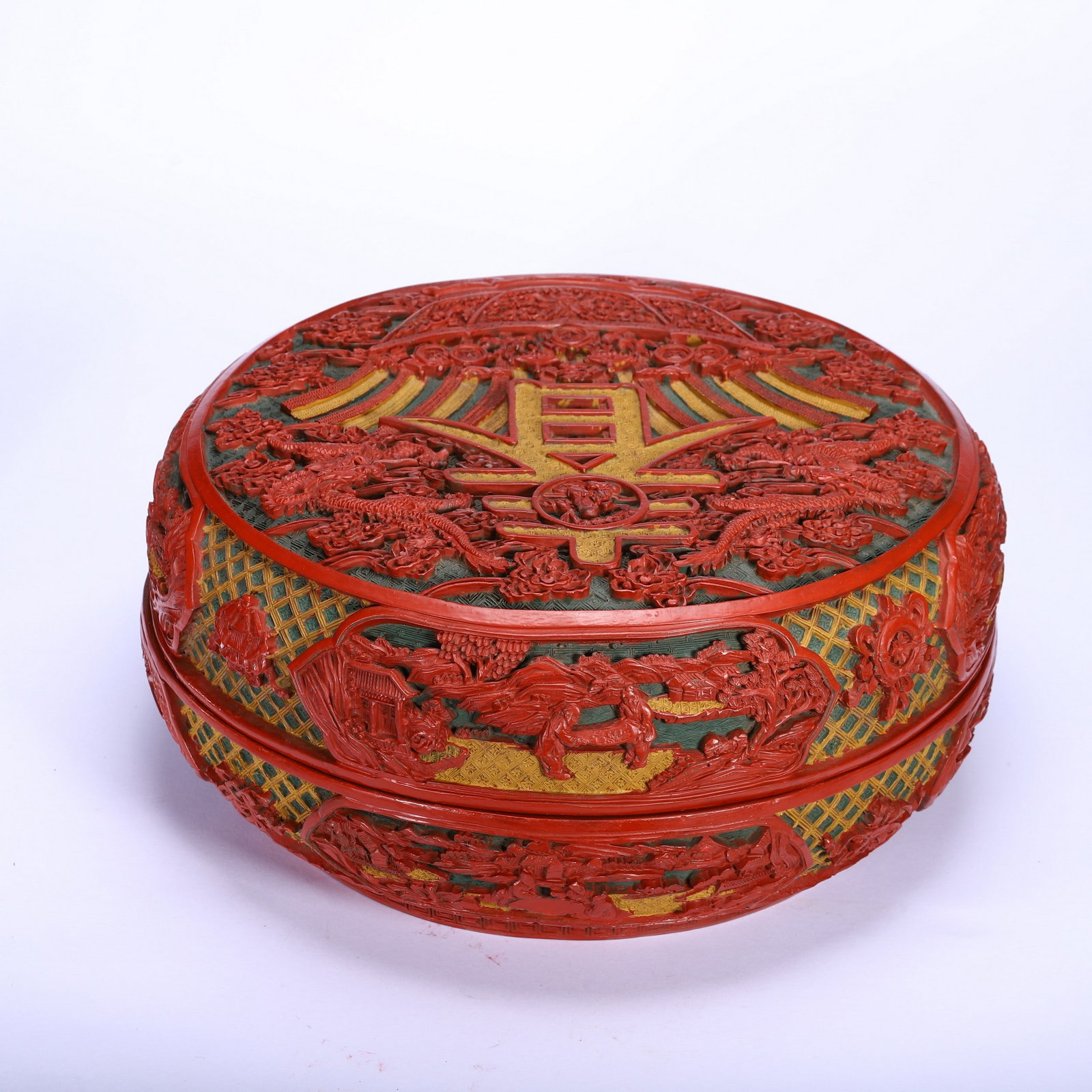 A CARVED LACQUERWARE BOX - 4