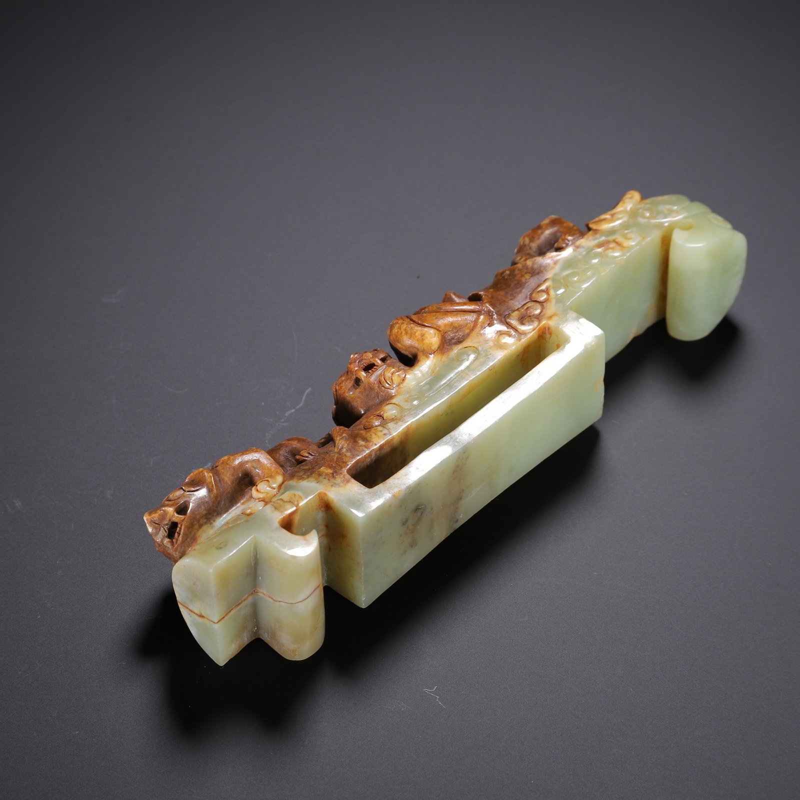 A JADE BELT HOOK - 5