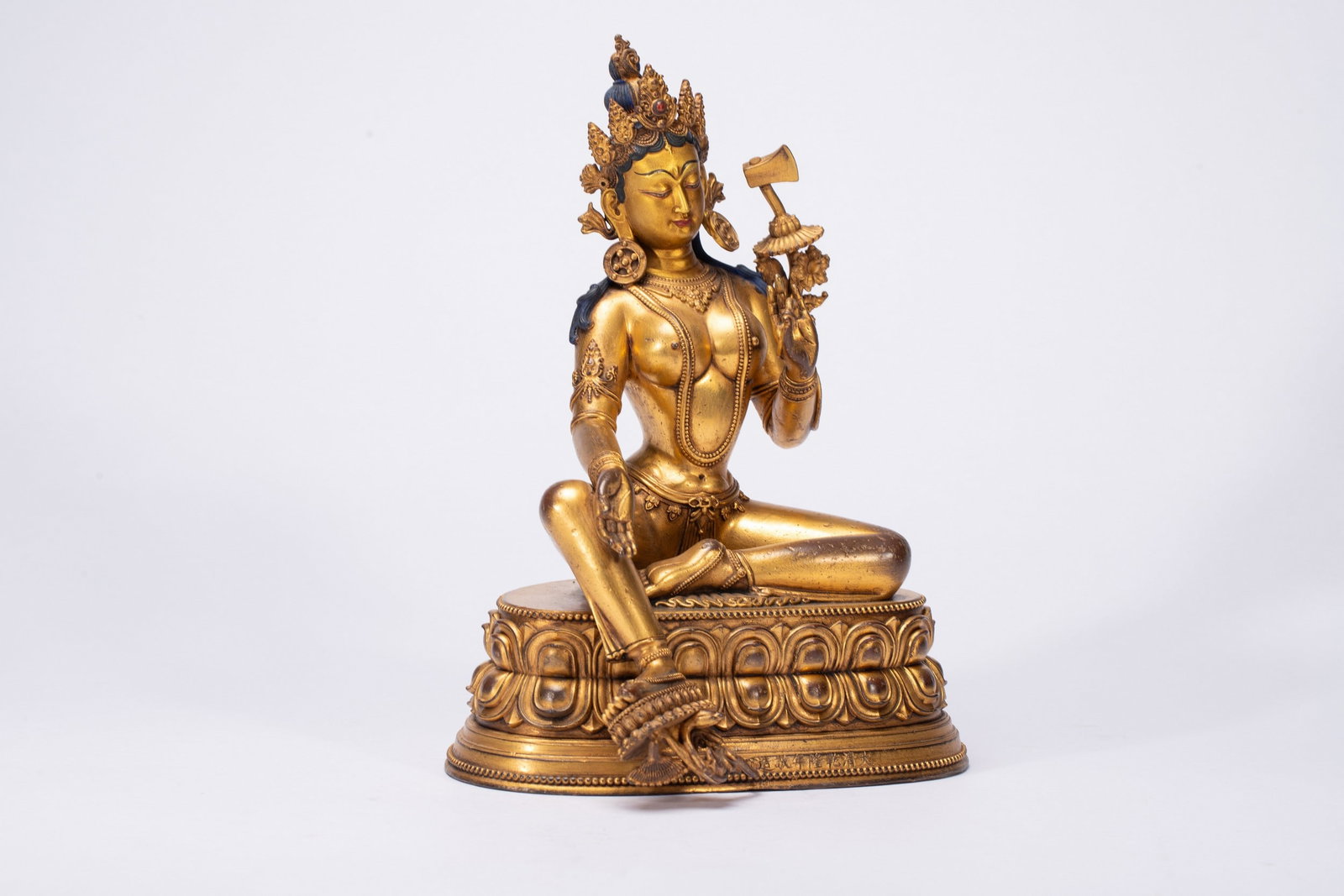 A COPPER GILDED BUDDHA STATUE - 5