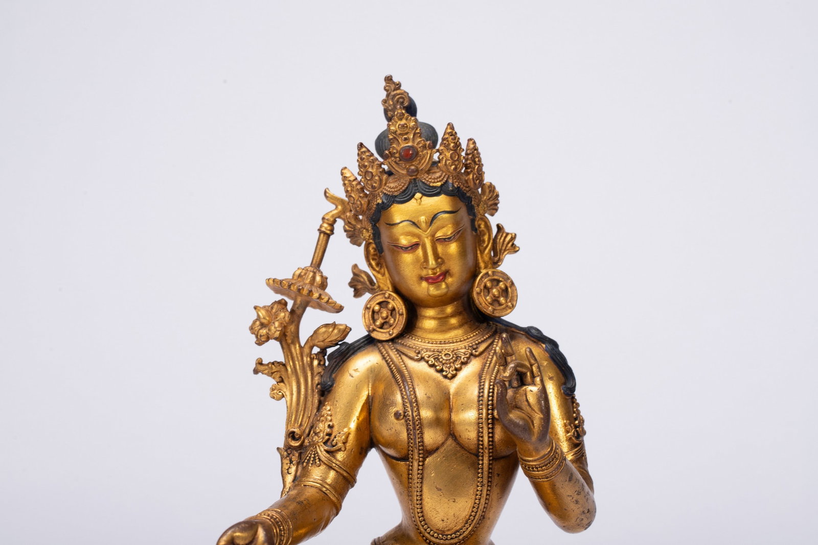 A COPPER GILDED BUDDHA STATUE - 2