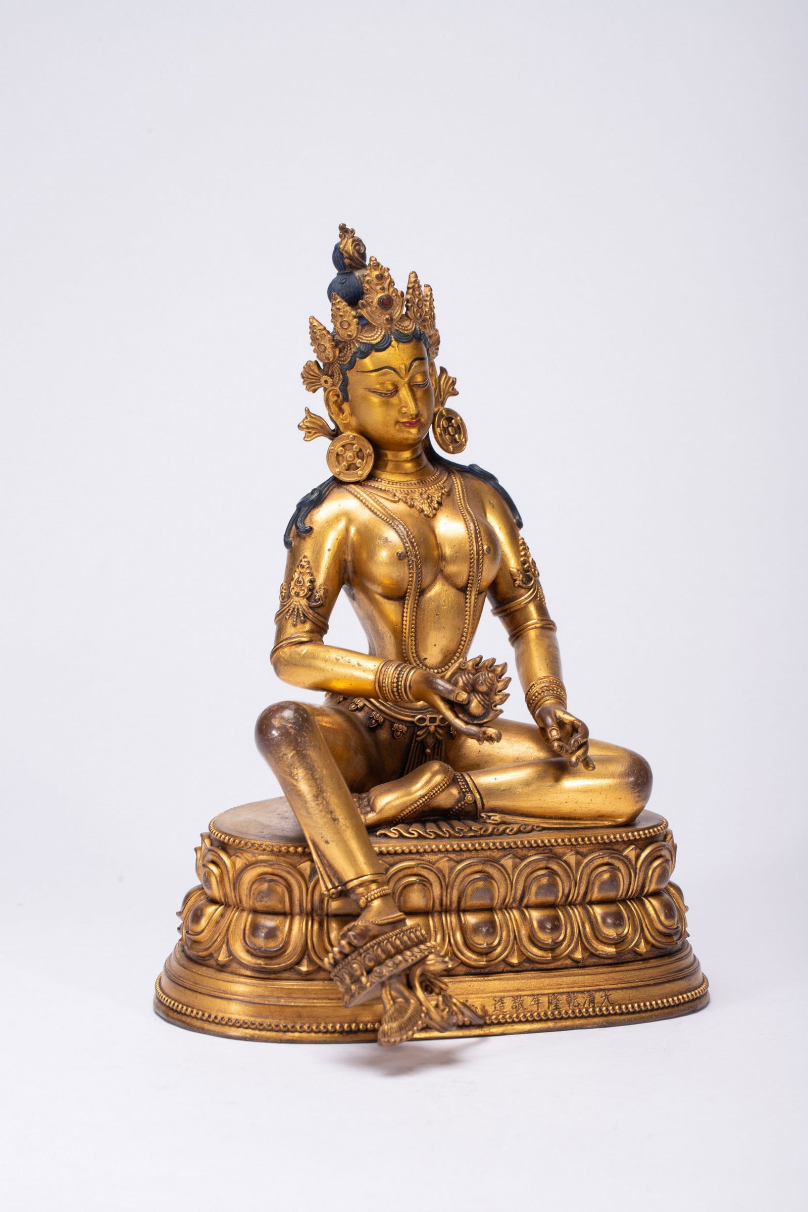 A COPPER GILDED BUDDHA STATUE - 5
