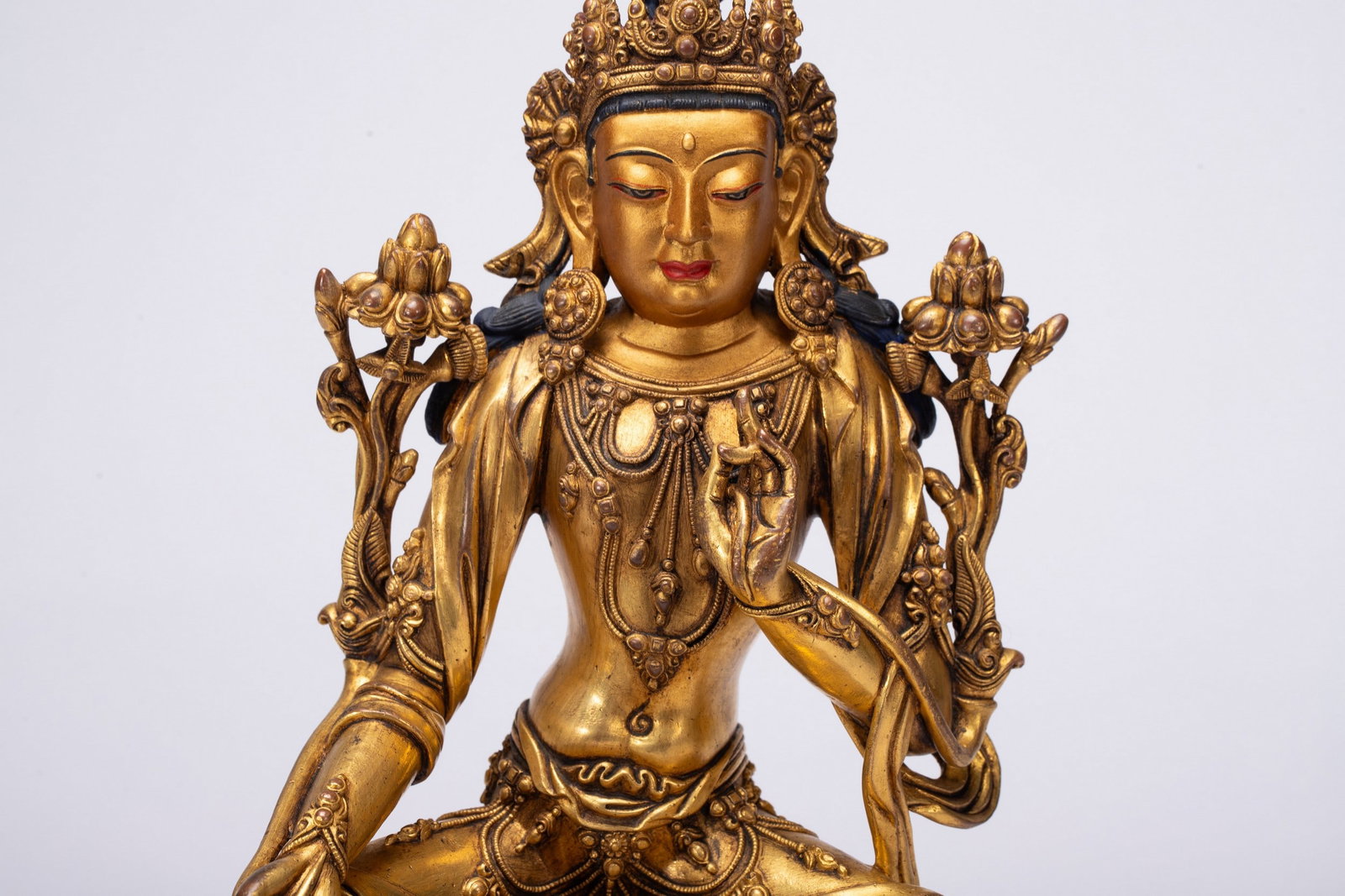 A COPPER GILDED BUDDHA STATUE - 3