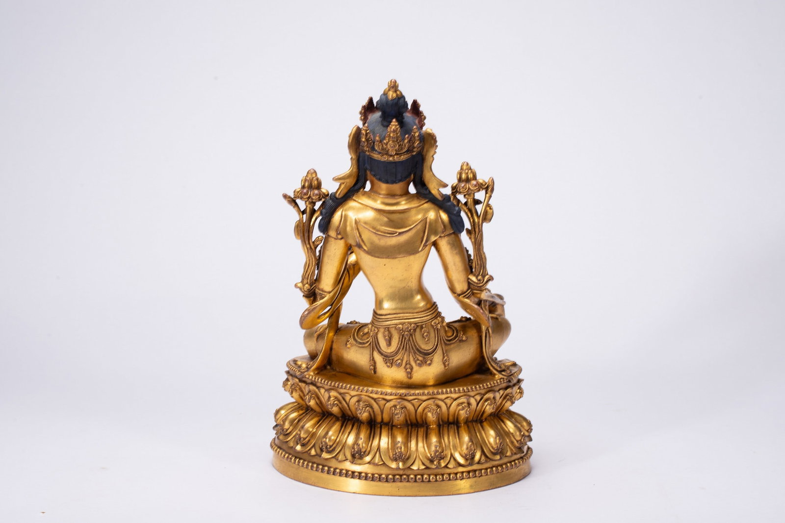 A COPPER GILDED BUDDHA STATUE - 8