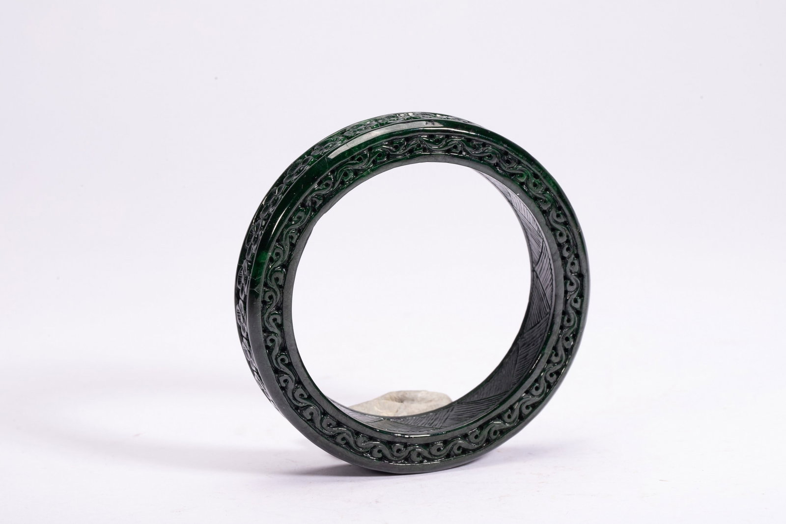 A JADE HANDHELD - 3