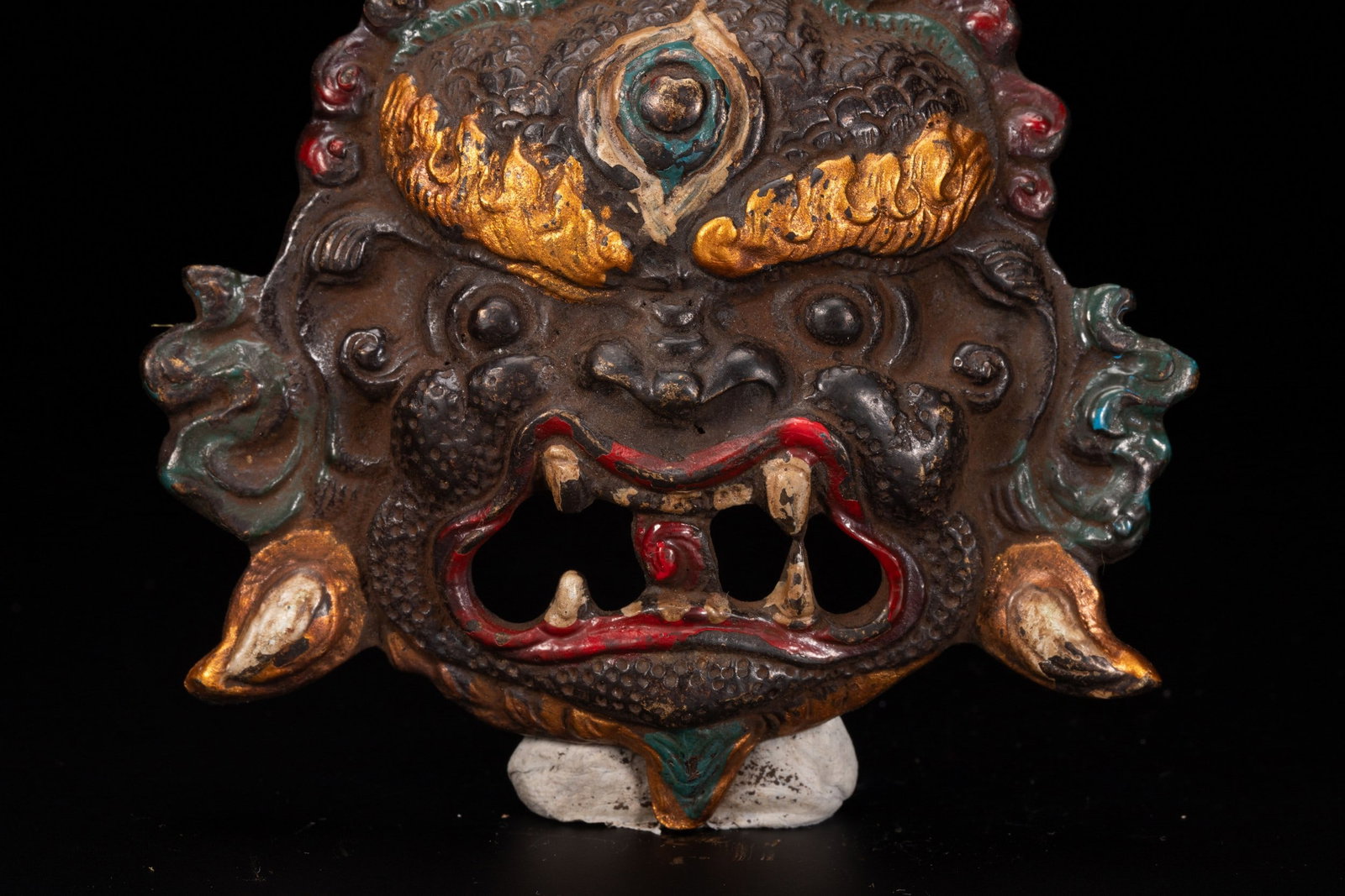 TIBETAN ORNAMENTS - 4