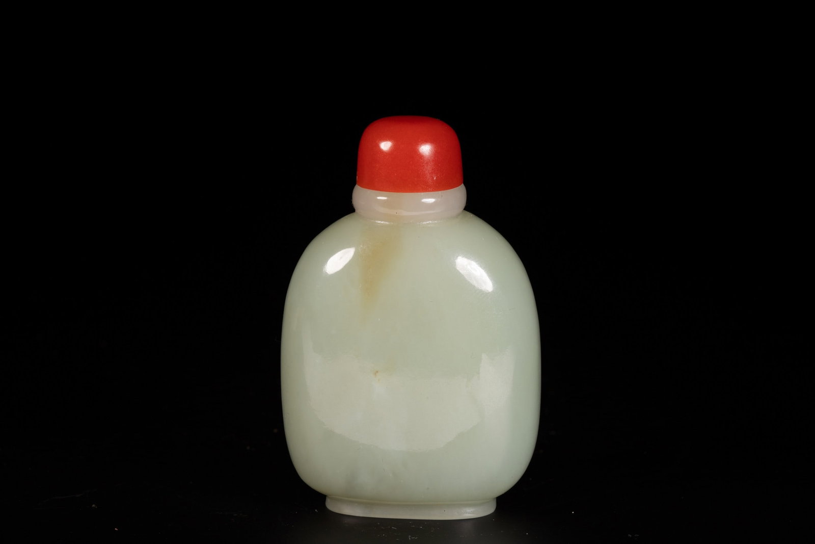 A JADE SNUFF BOTTLE - 4