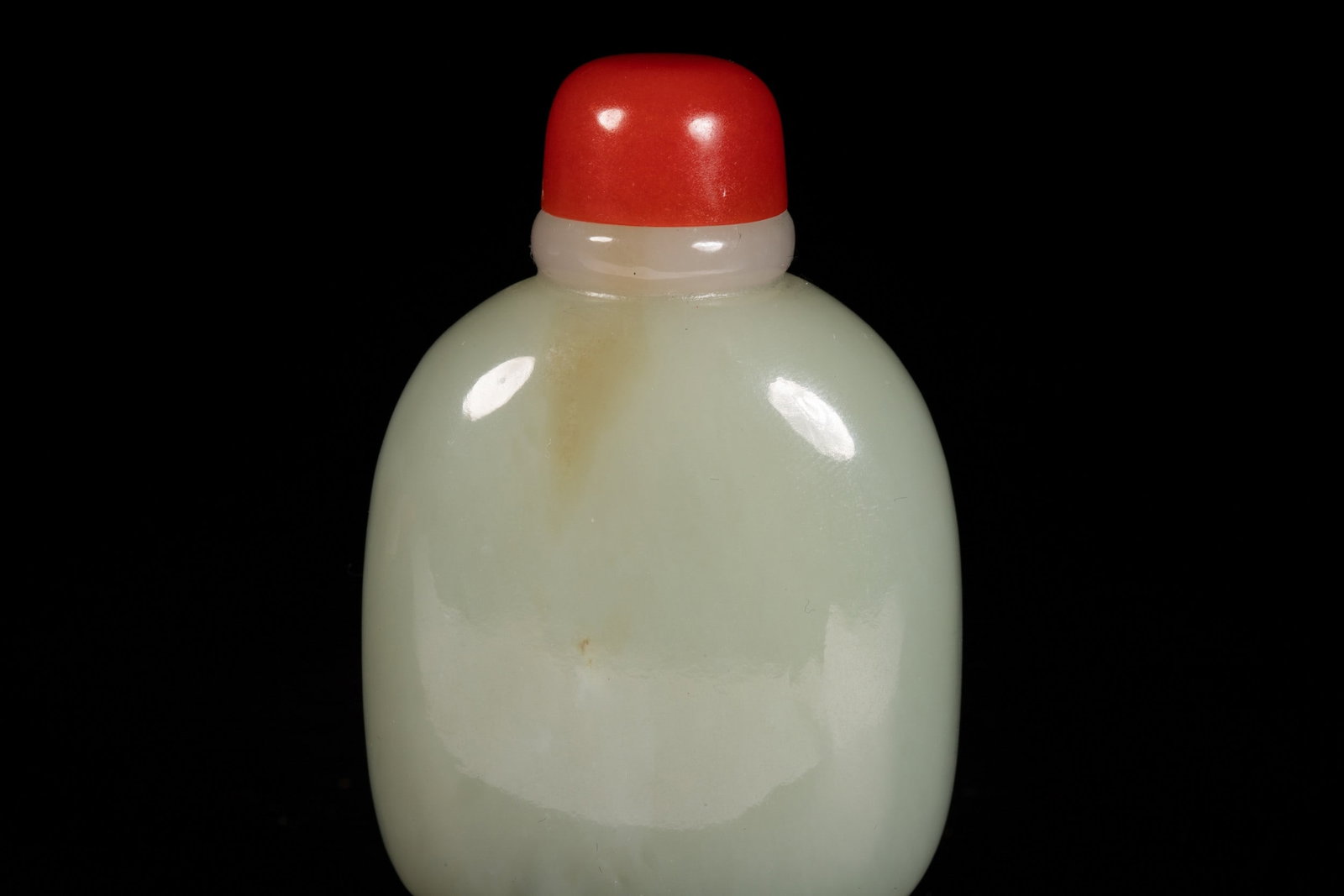 A JADE SNUFF BOTTLE - 5