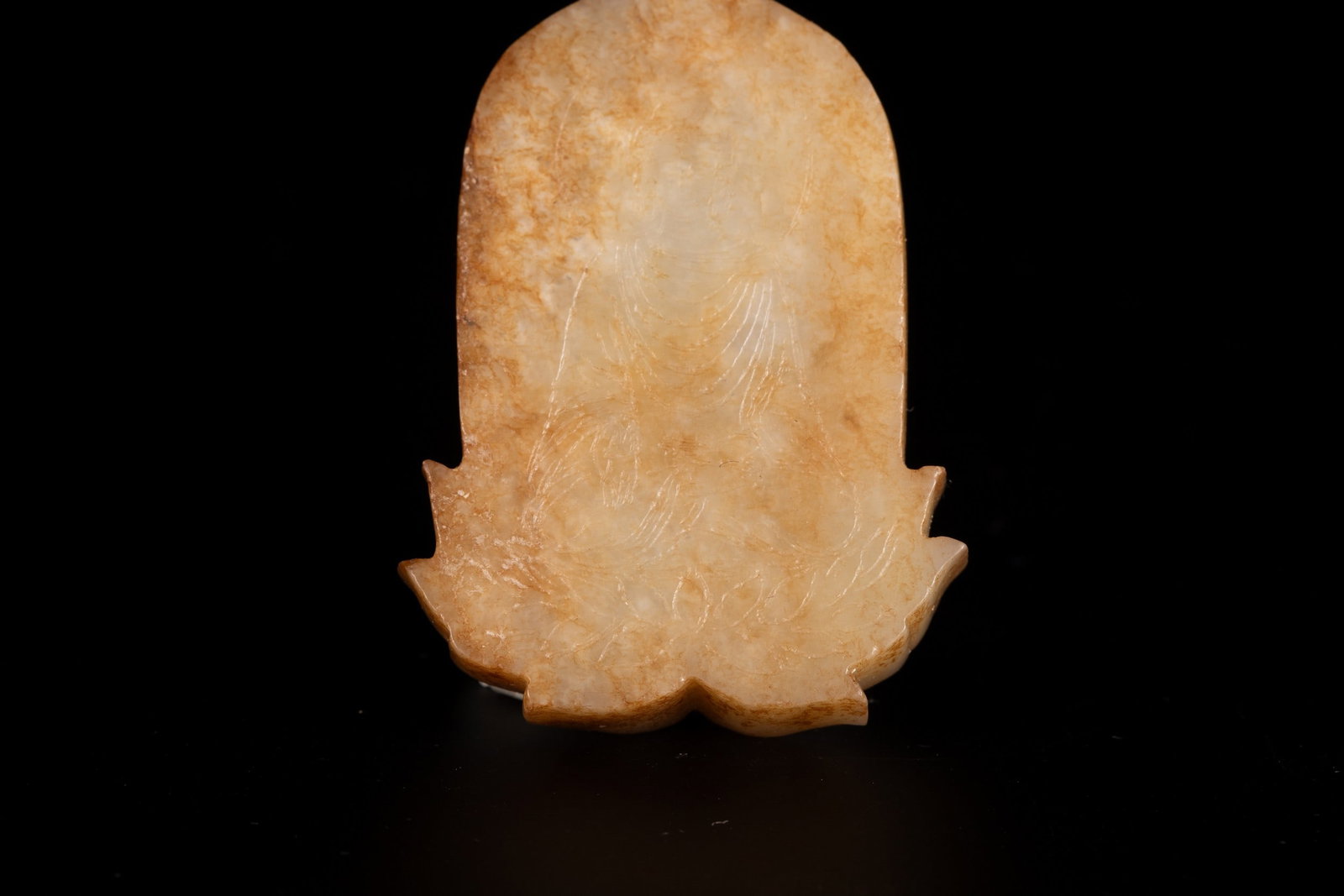 A JADE PENDANT - 5