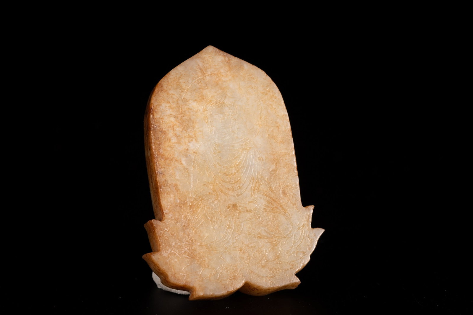 A JADE PENDANT - 7