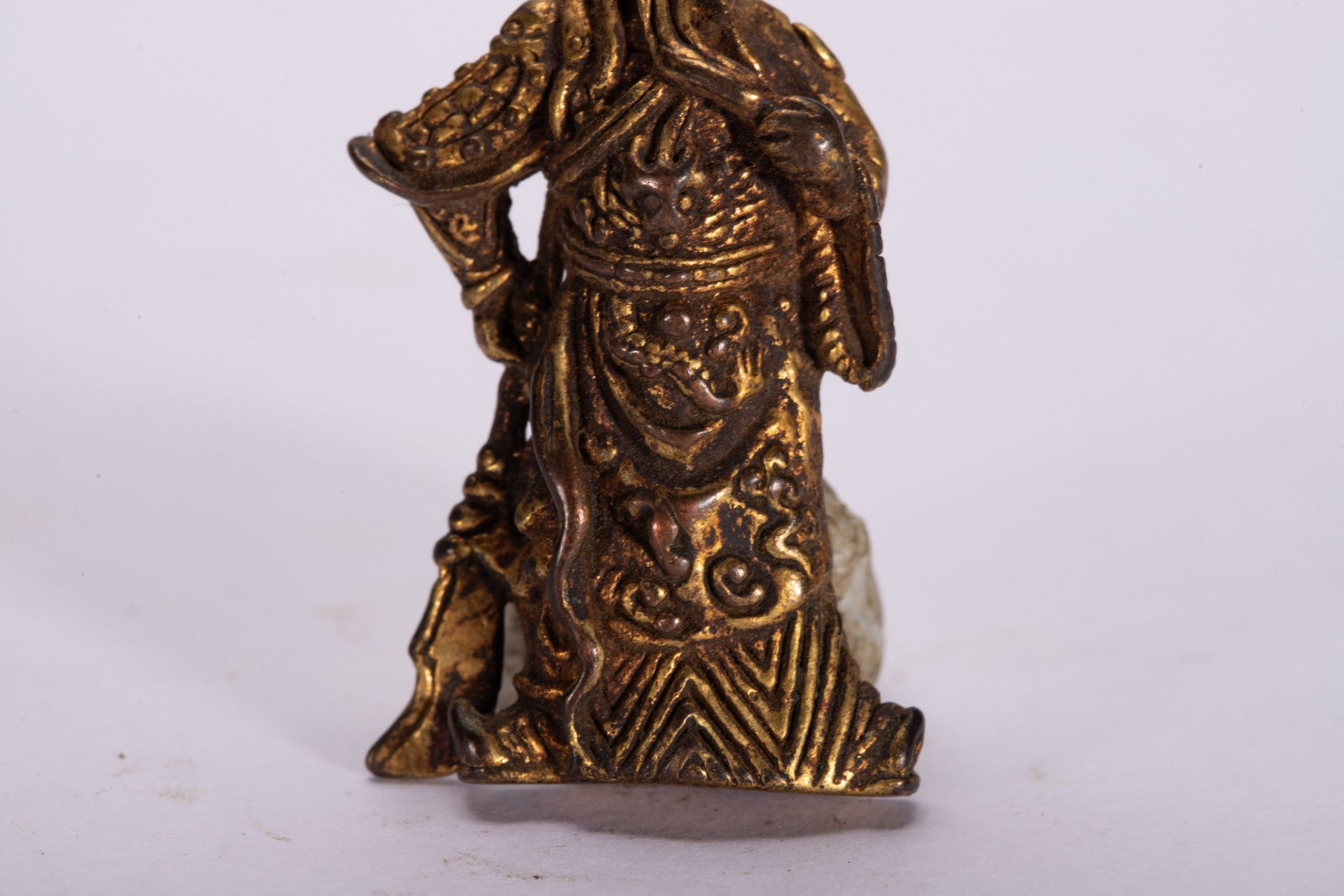 A COPPER GILDED BUDDHA STATUE - 6