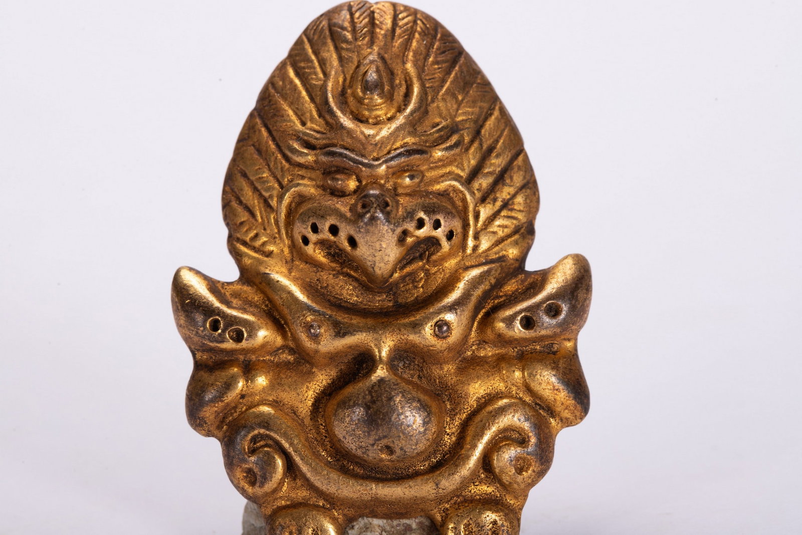 A COPPER GILDED PENDANT - 3