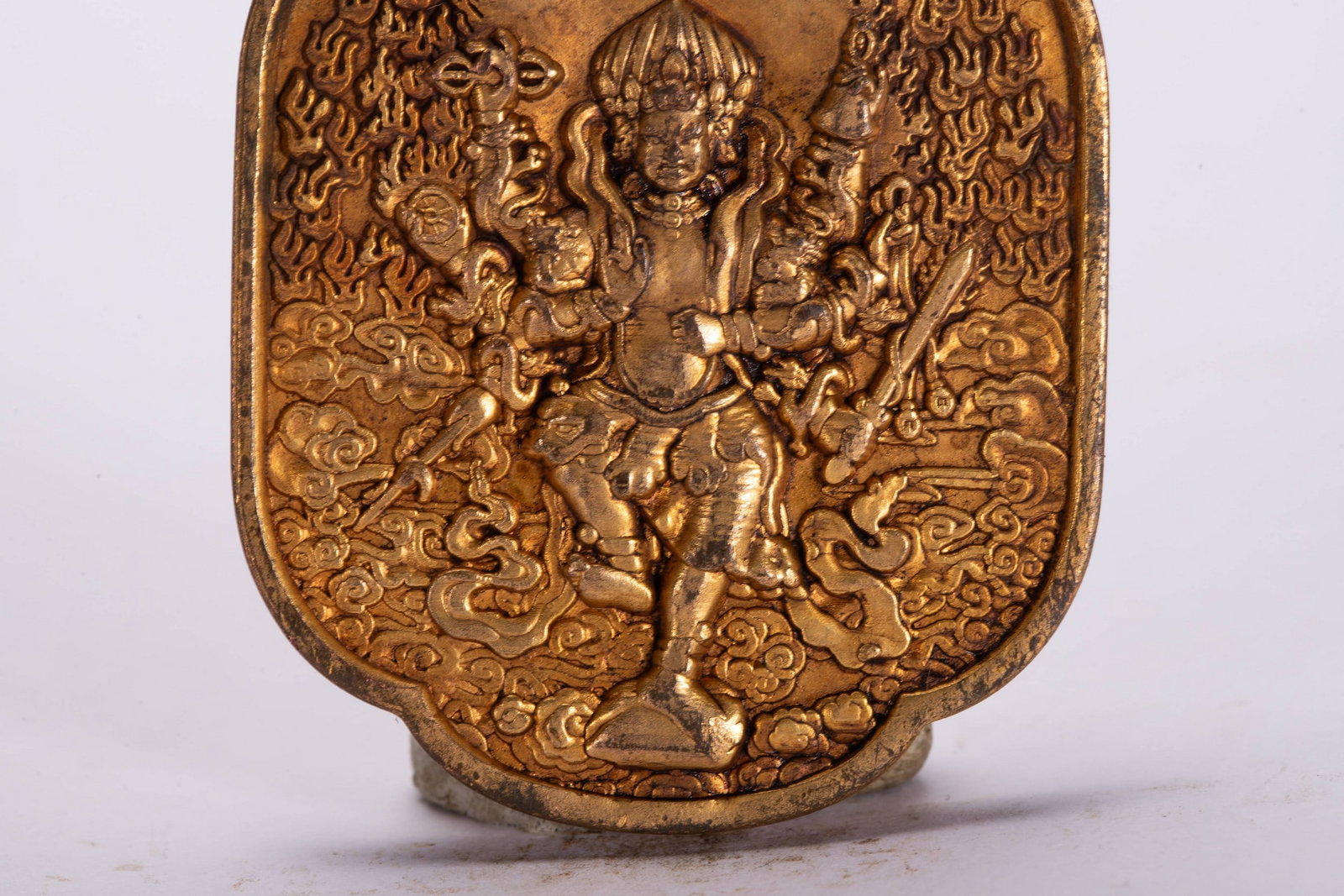 A COPPER GILDED PENDANT - 4