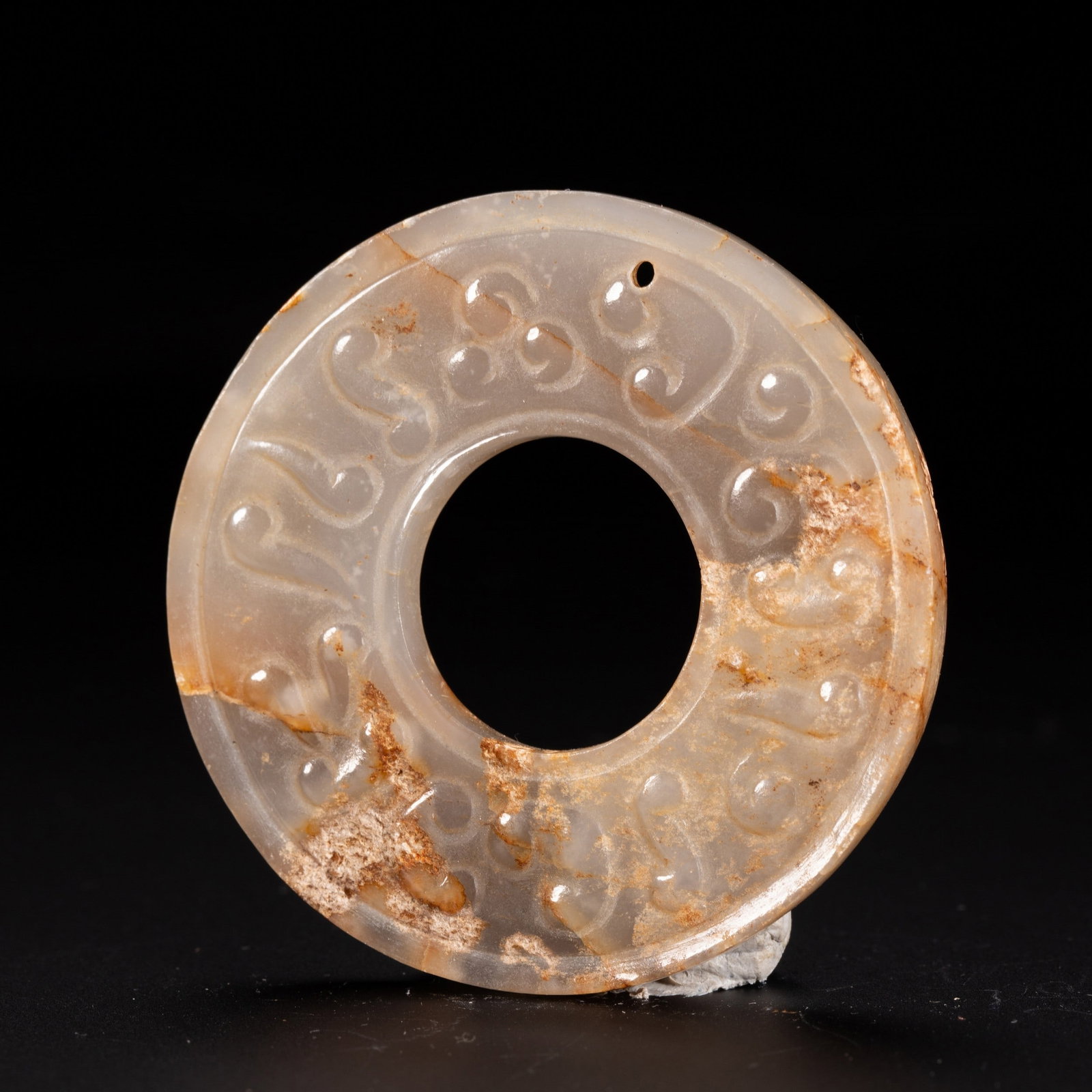 A JADE BI: 和田玉谷纹璧 A jade bi Diam.5.5cm