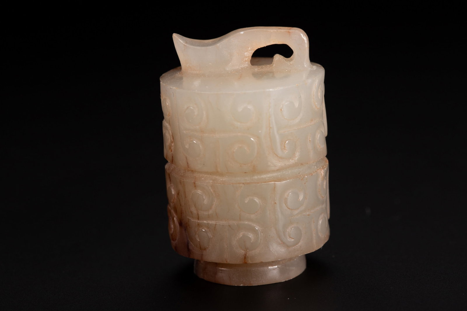 A JADE PENDANT - 4
