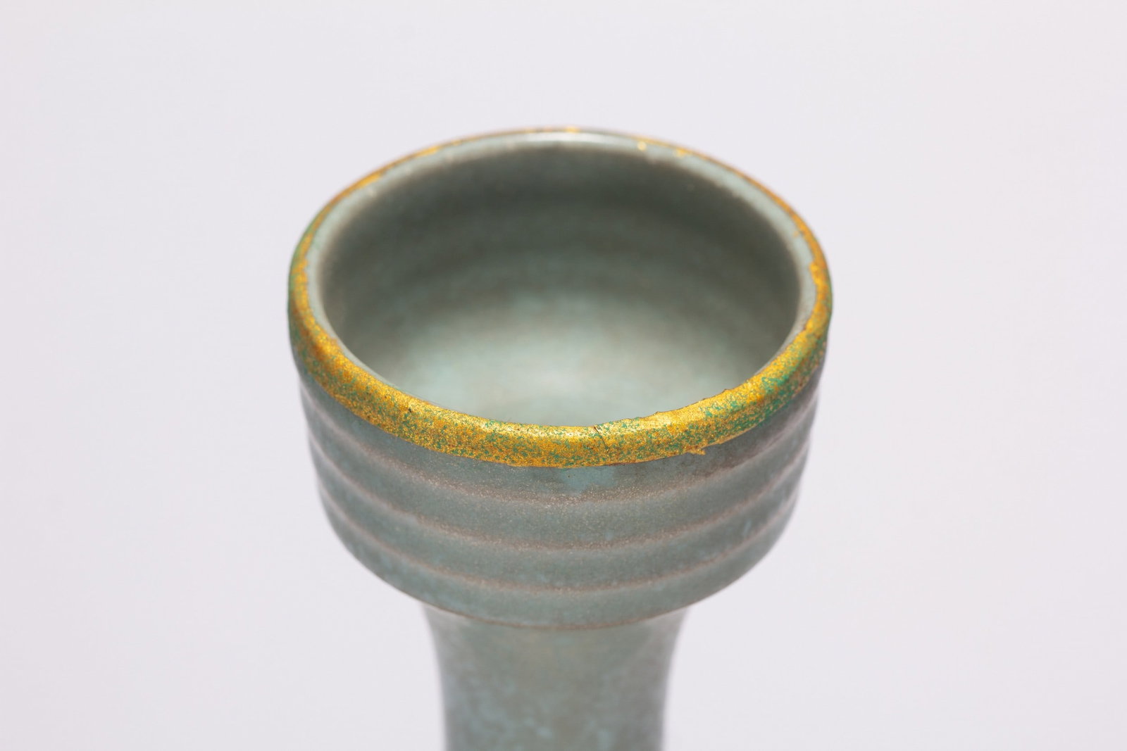 A RU VASE - 4