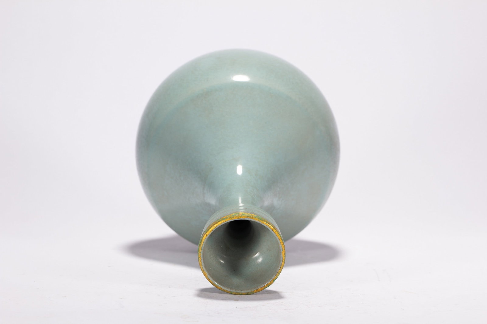 A RU VASE - 5
