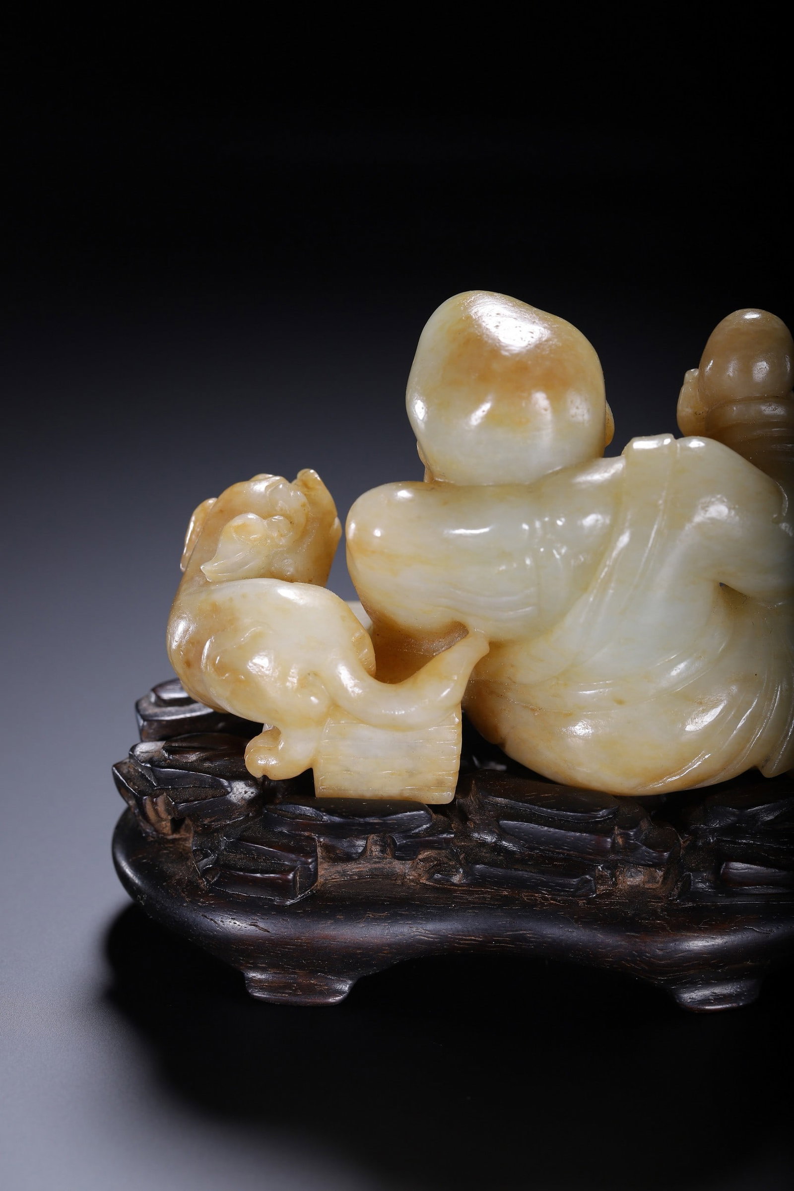 A JADE FIGURE - 7