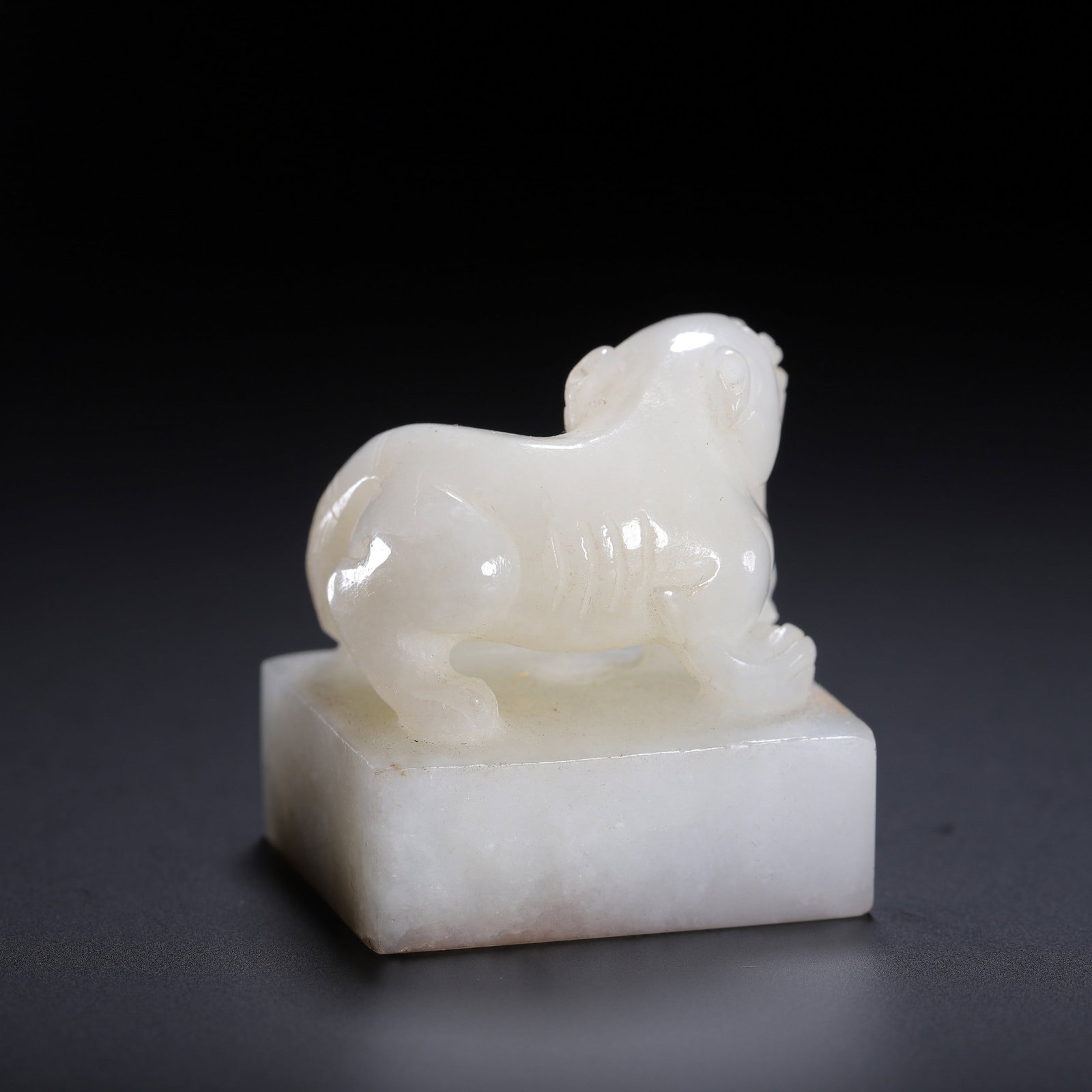A JADE SEAL - 5