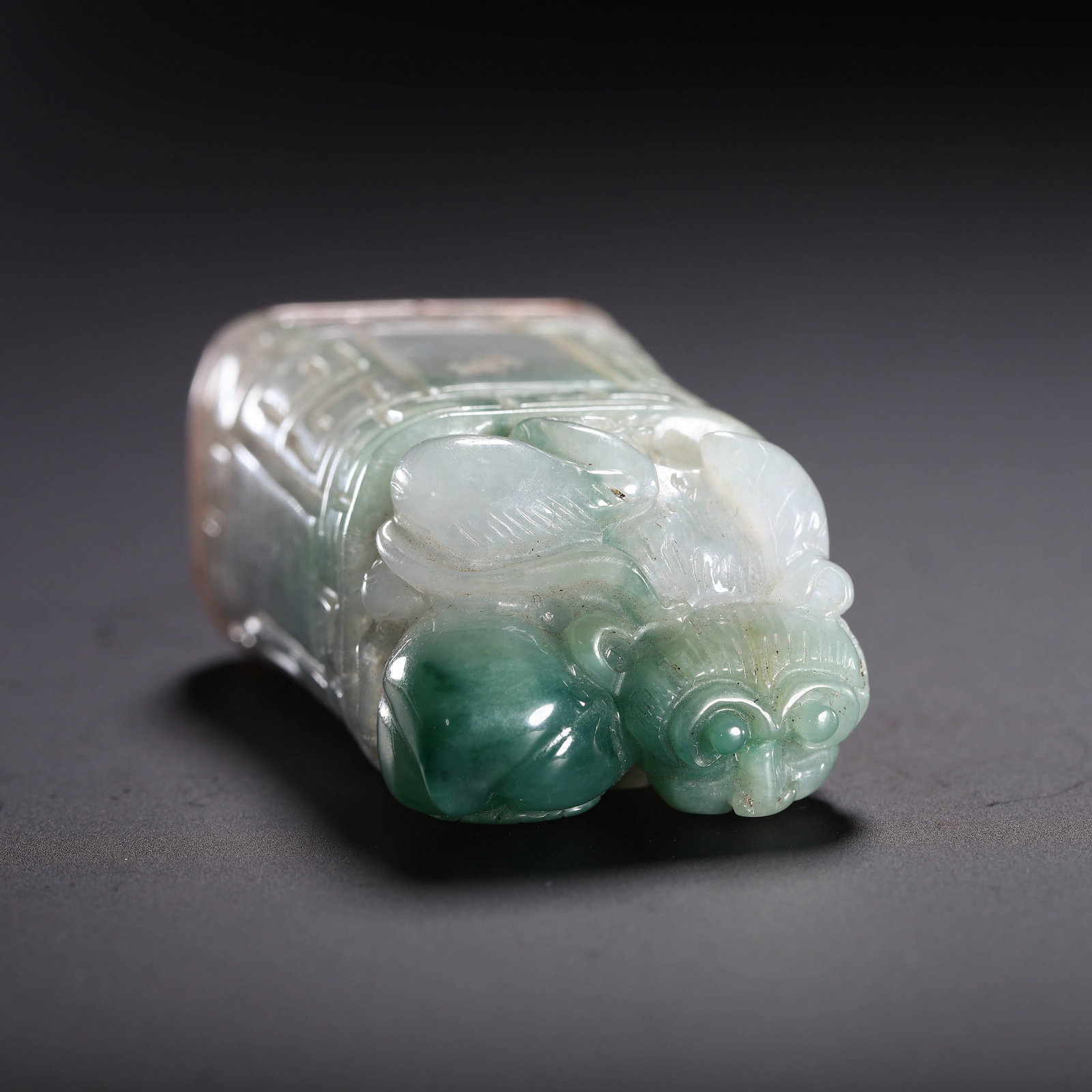 A JADE SEAL - 8