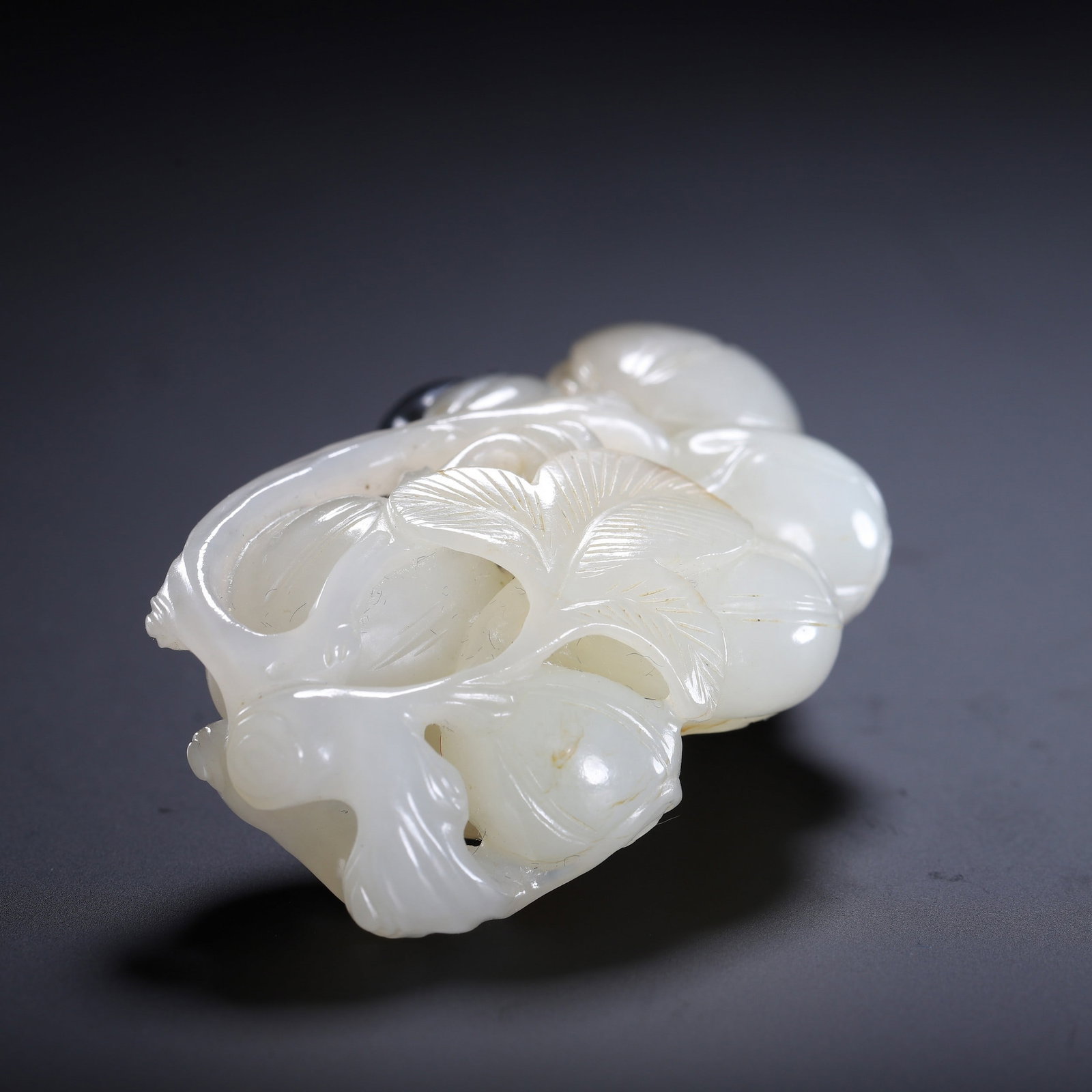 A JADE PENDANT - 7