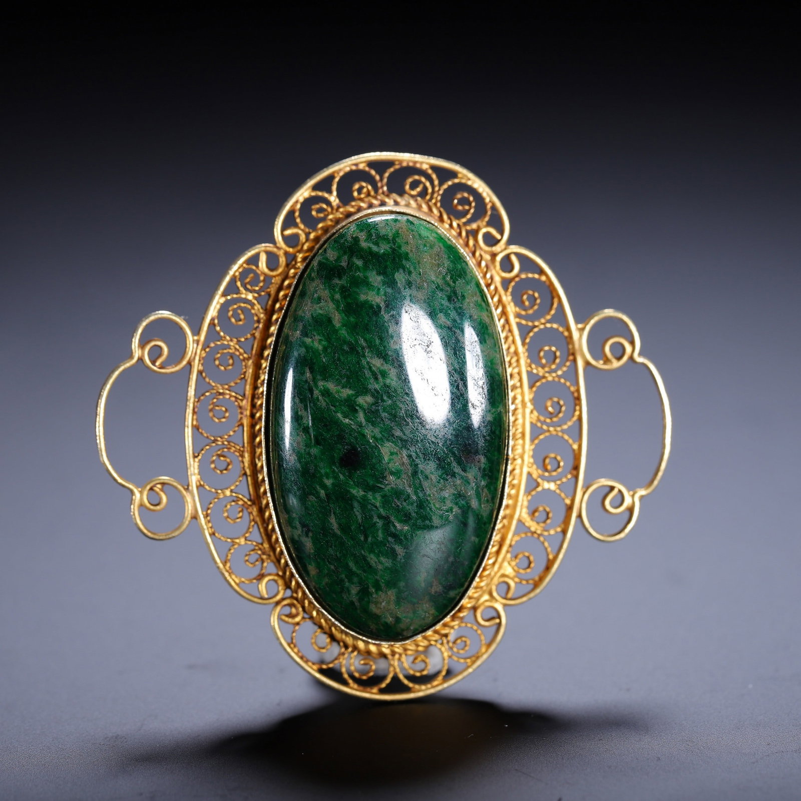 A JADE PENDANT - 6
