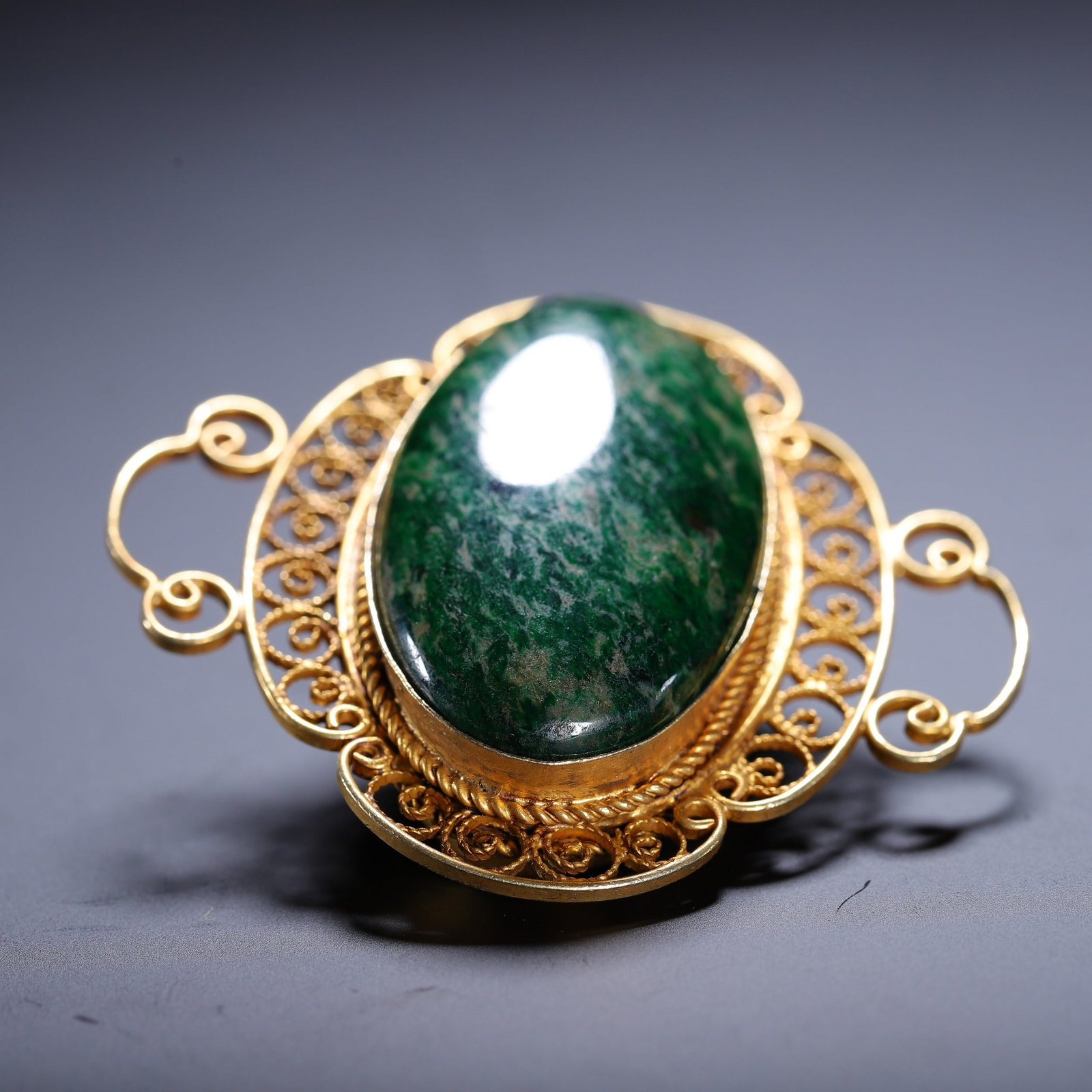 A JADE PENDANT - 8