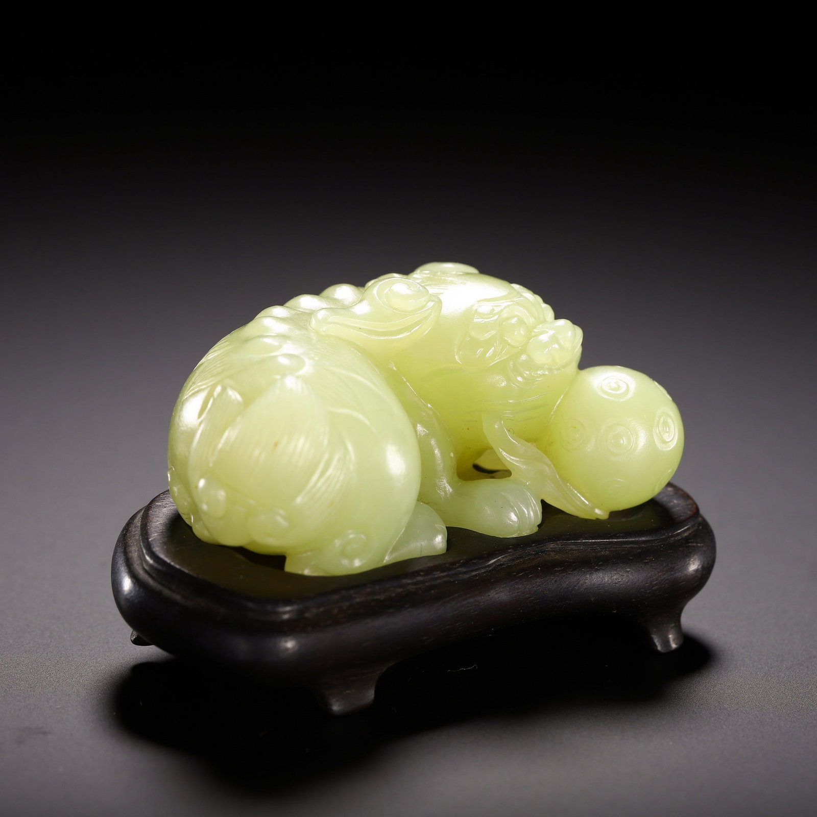 A JADE LION - 4