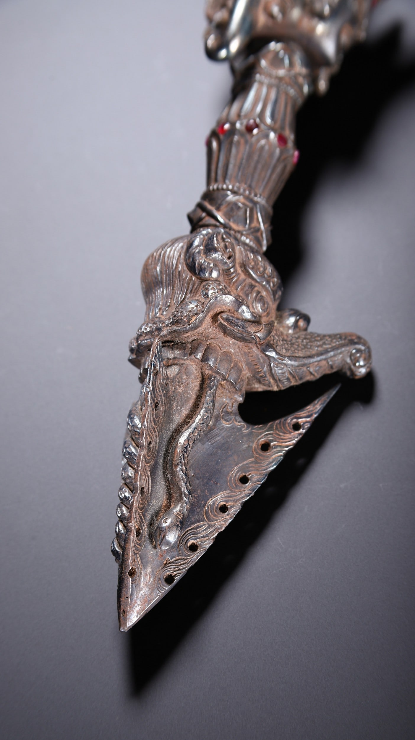A GEM RITUAL IMPLEMENT - 6