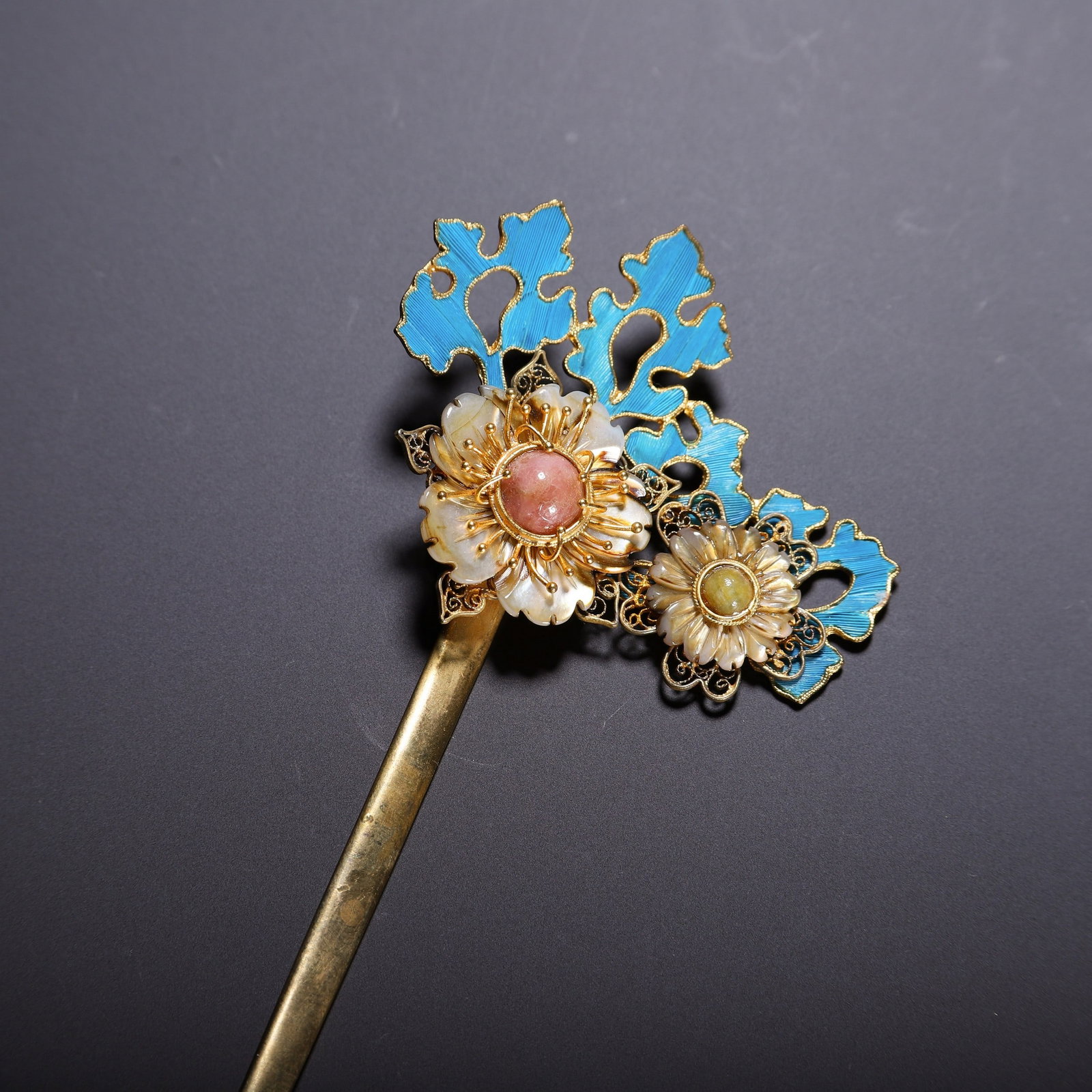 A SILVER HAIRPIN - 2