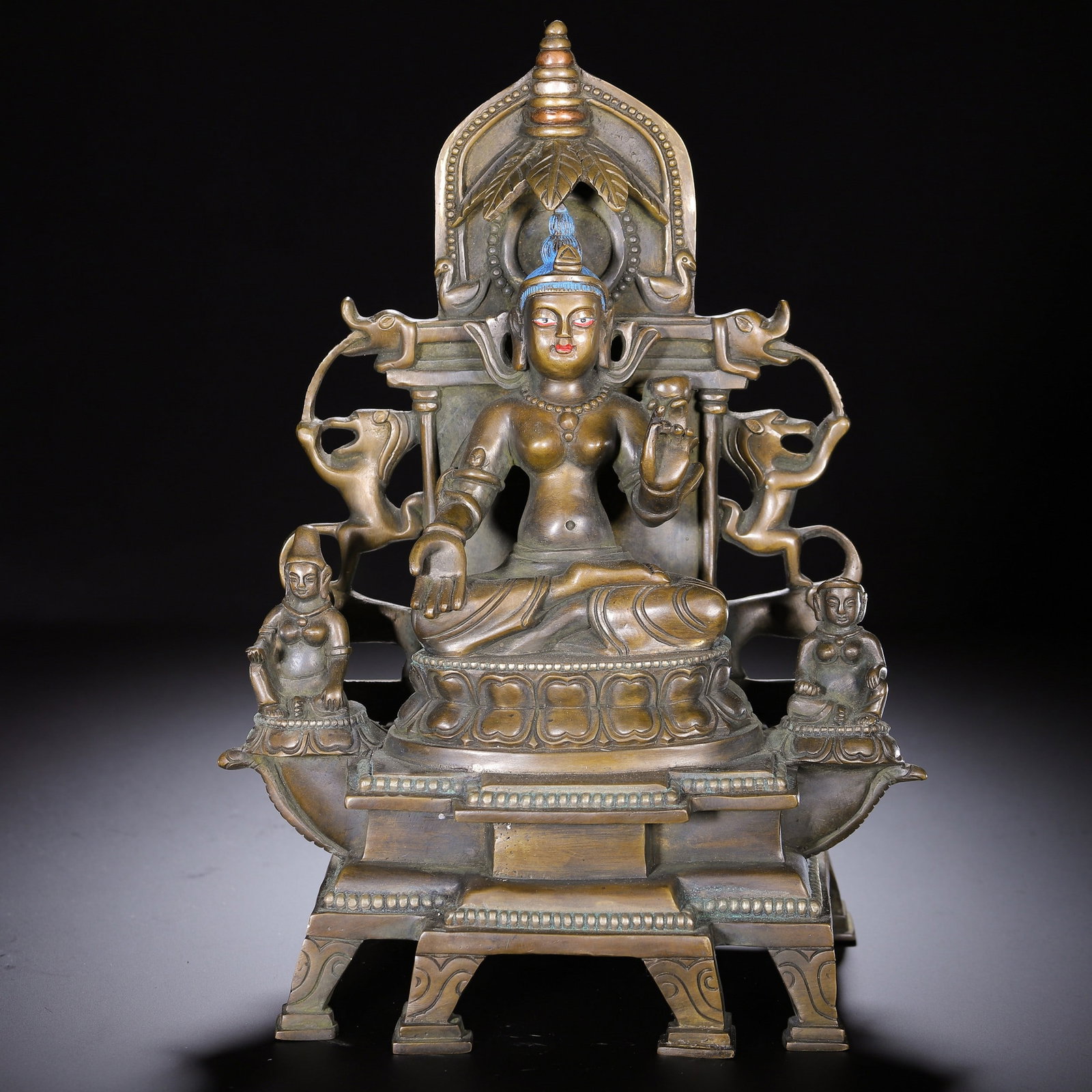 A COPPER BUDDHA STATUE: 铜佛像 A copper Buddha statue Lg.20cm