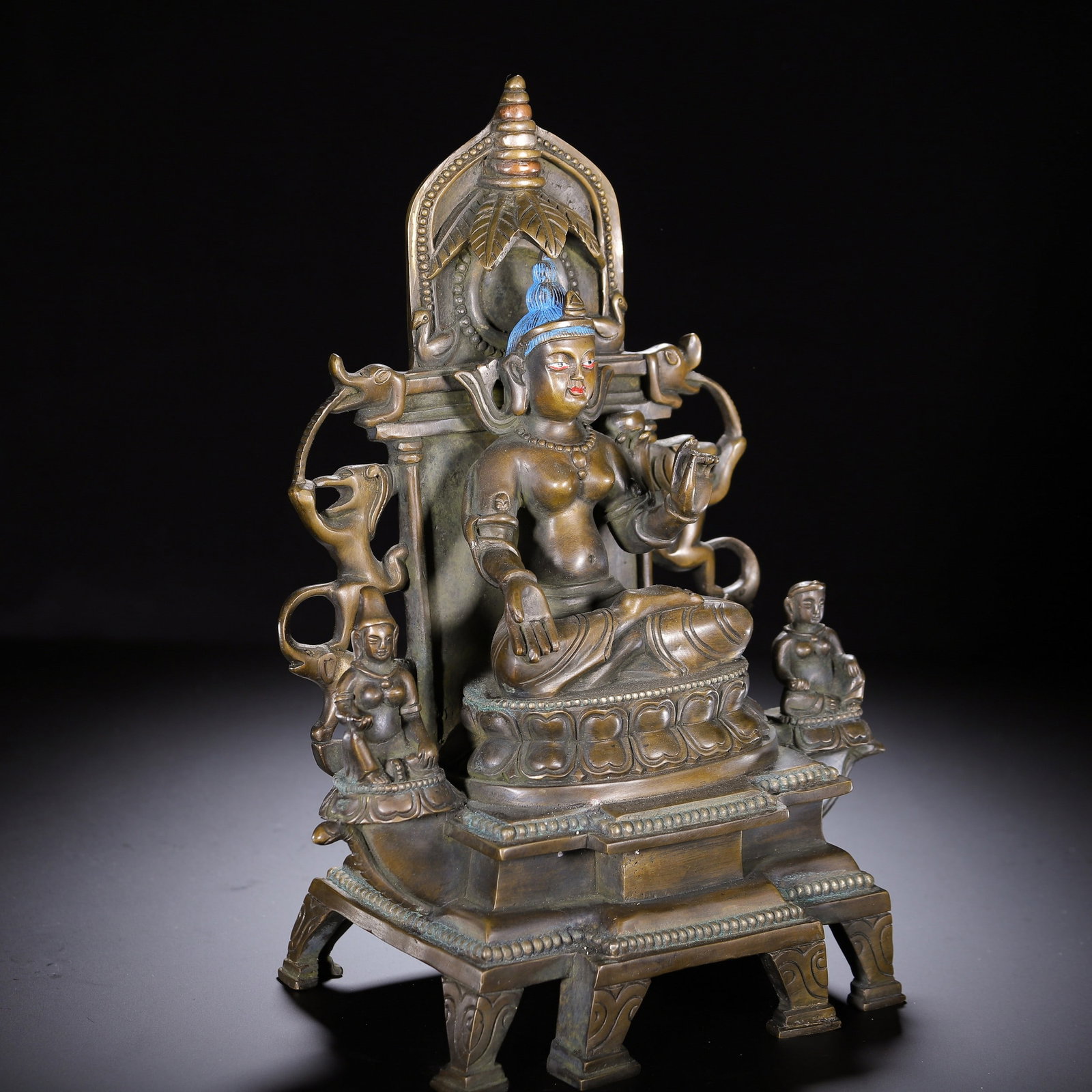 A COPPER BUDDHA STATUE - 4