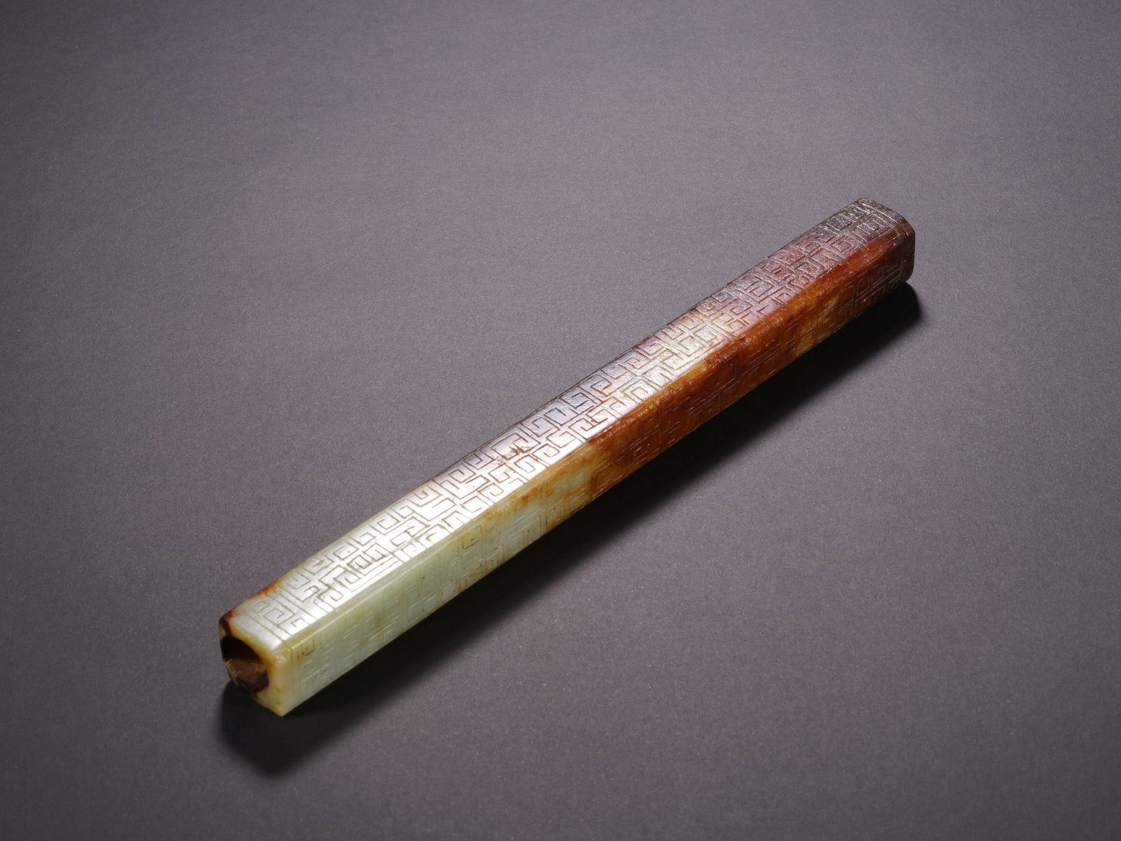 A JADE: 和田玉勒子 A jade Lg.16.1cm