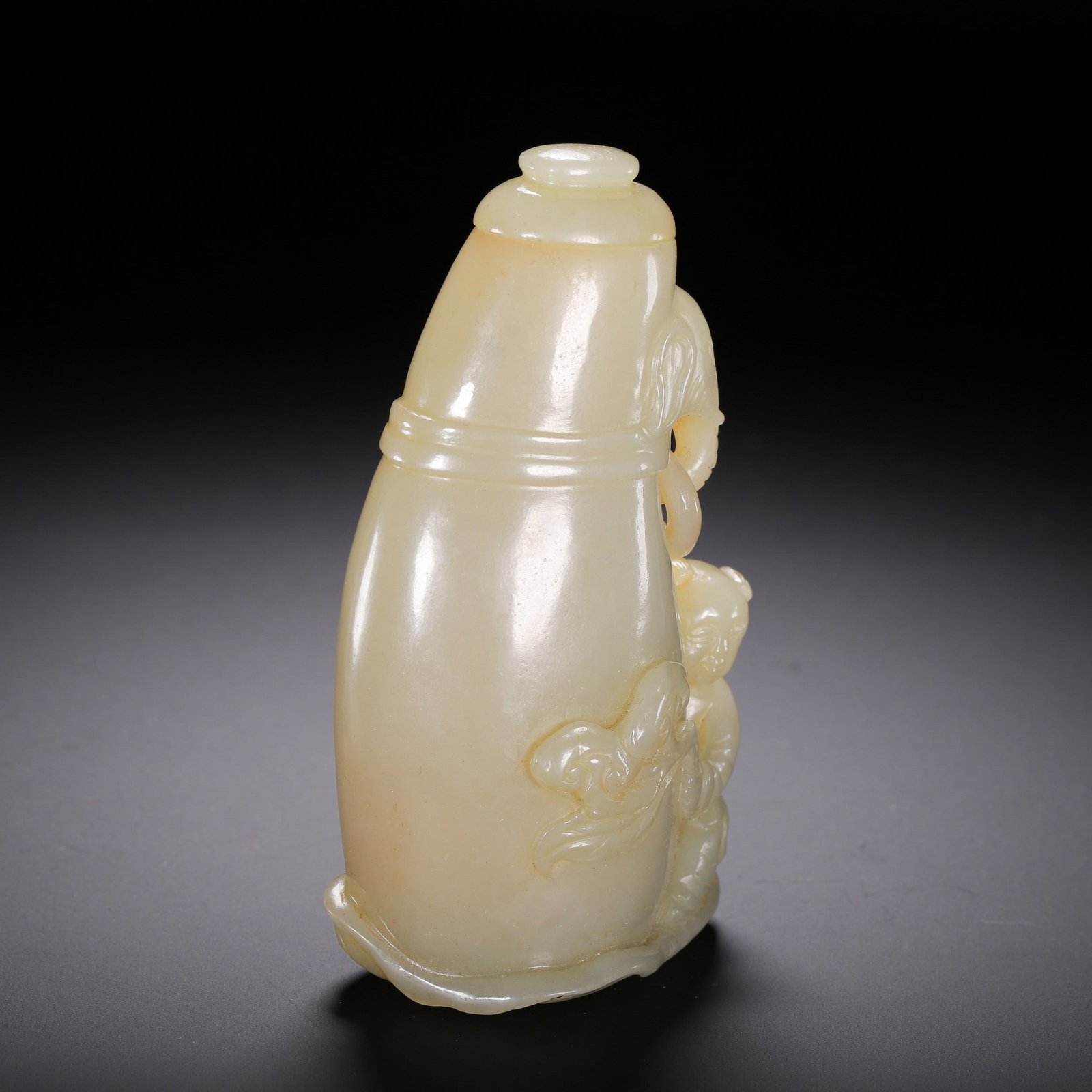 A JADE VASE - 4