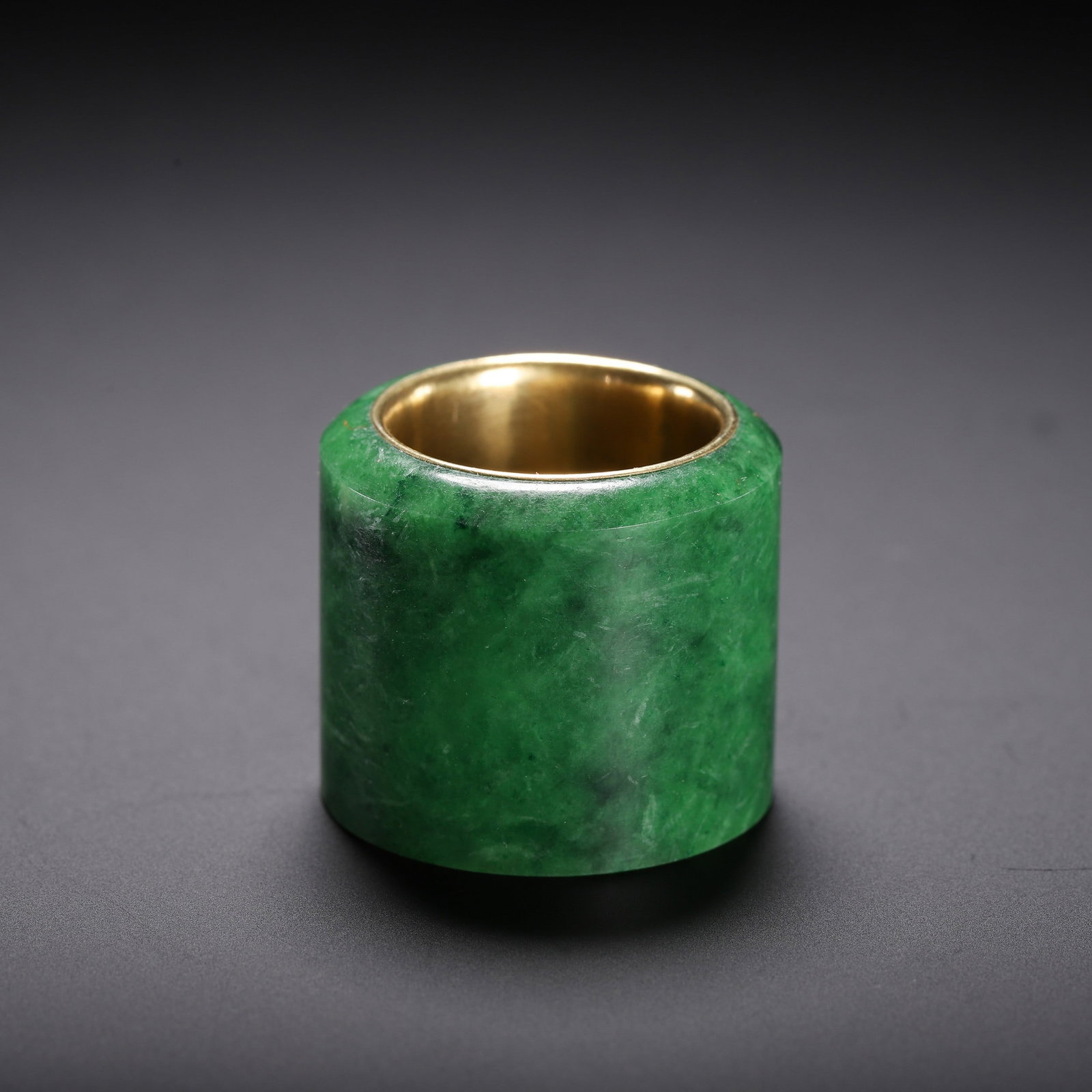 A JADE FINGERSTALL - 2