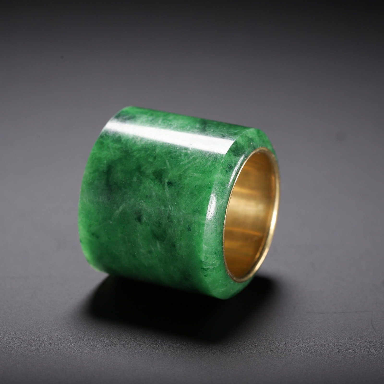 A JADE FINGERSTALL - 7