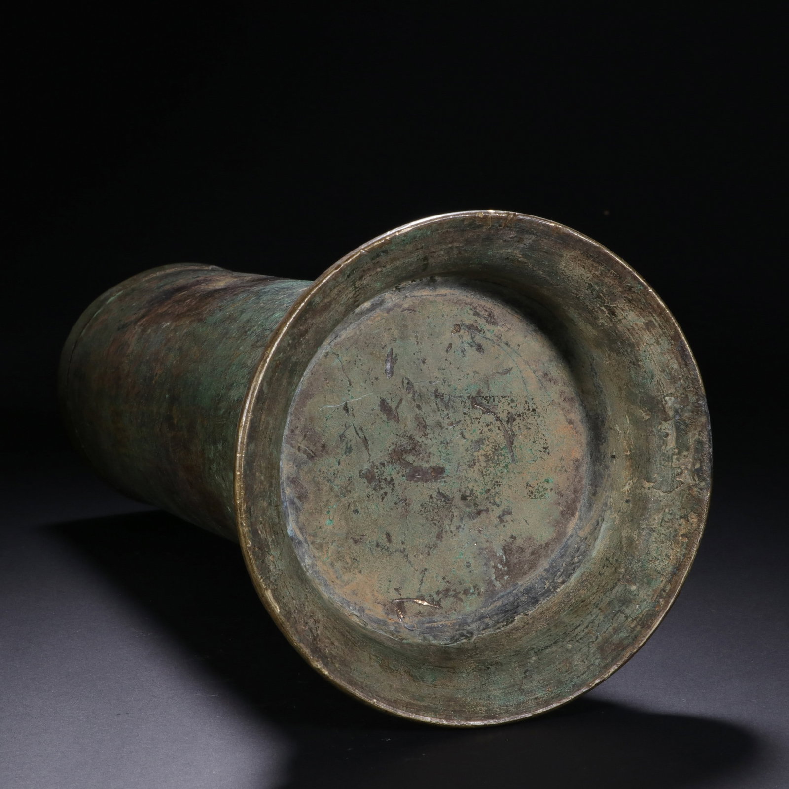 A COPPER VASE - 6