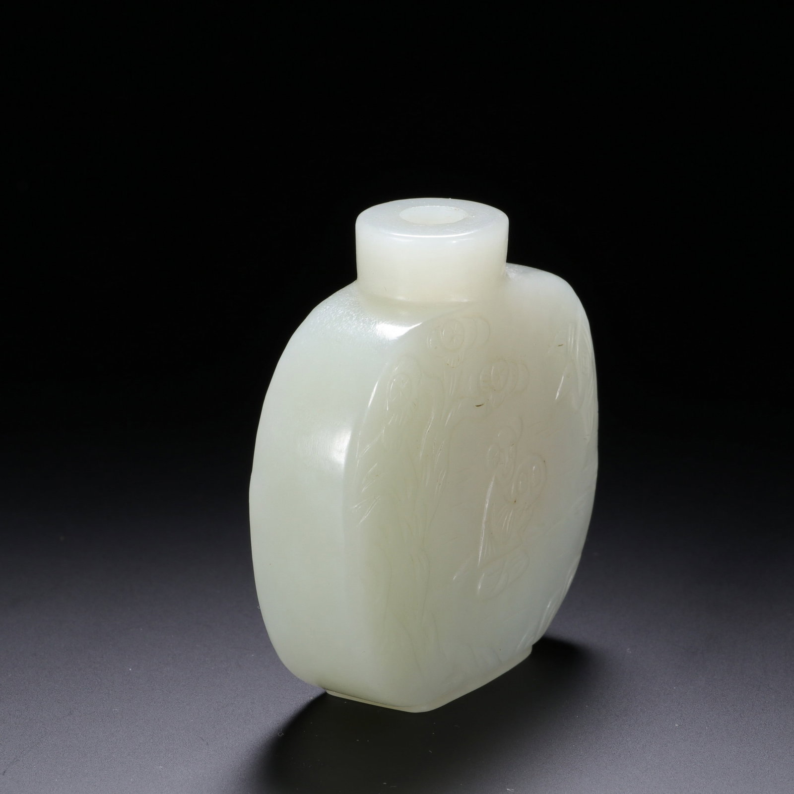 A JADE SNUFF BOTTLE - 4