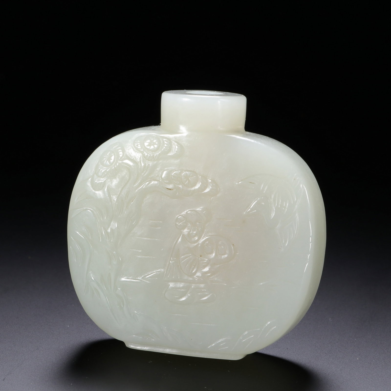 A JADE SNUFF BOTTLE - 5
