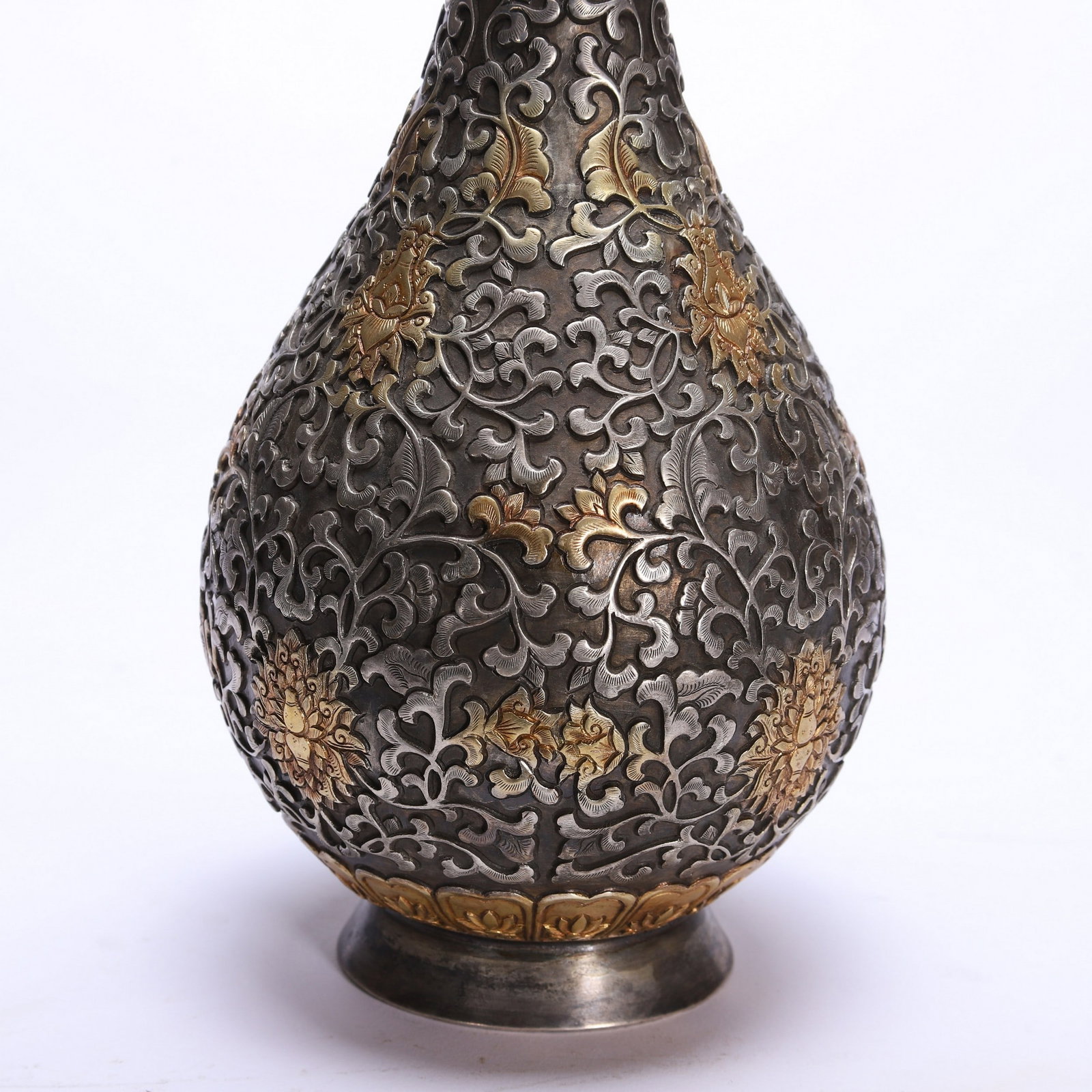 A COPPER GILDED VASE - 3