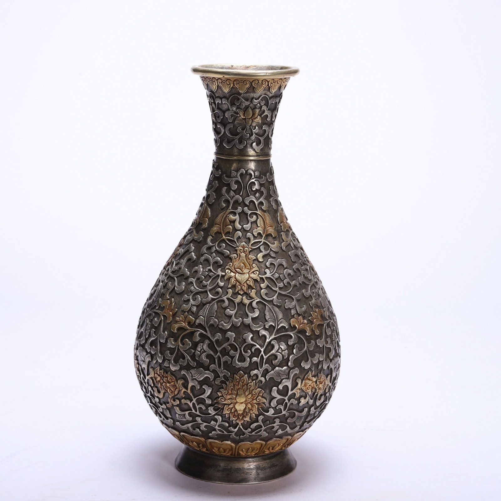 A COPPER GILDED VASE - 4