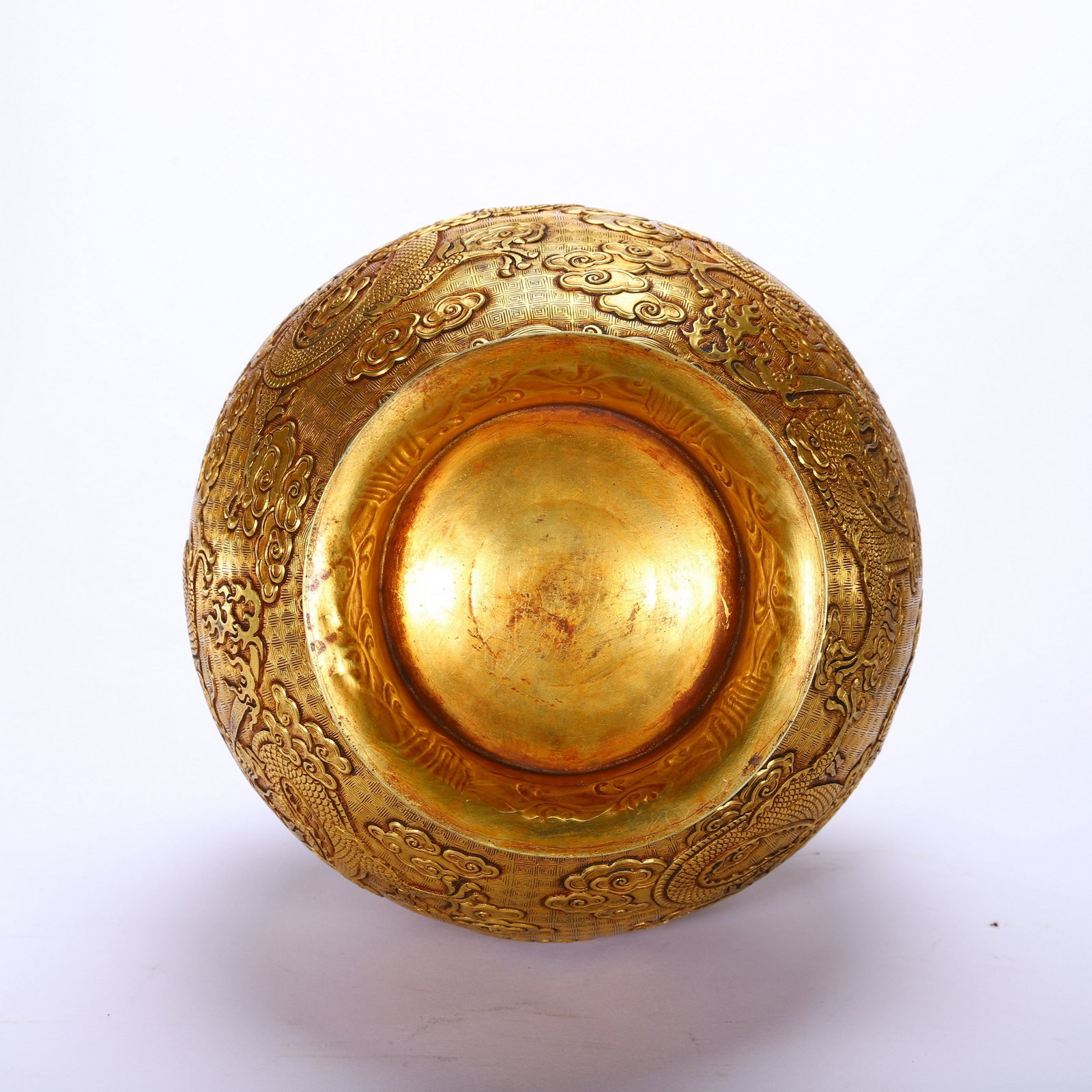 A COPPER GILDED VASE - 9