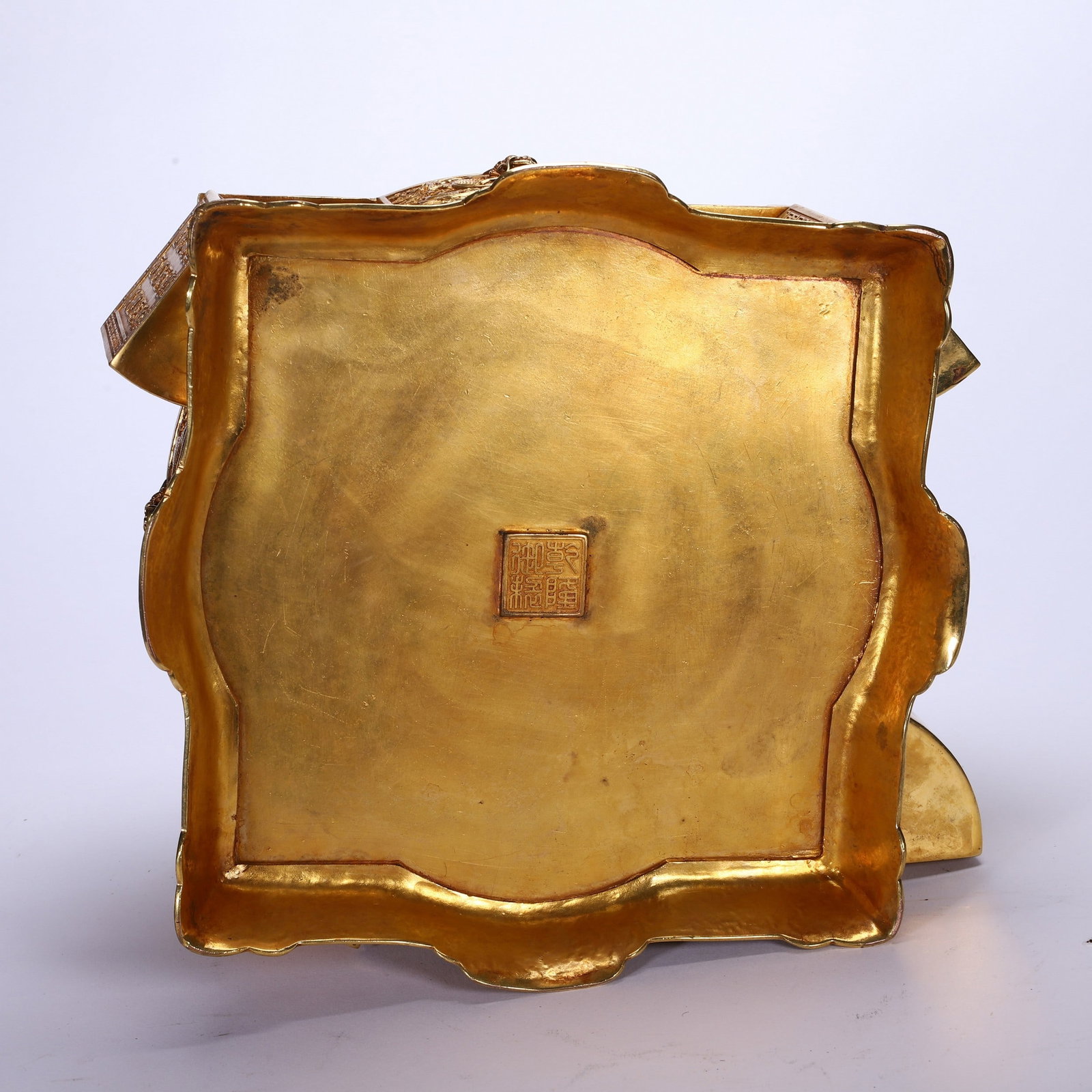 A COPPER GILDED BOX - 9