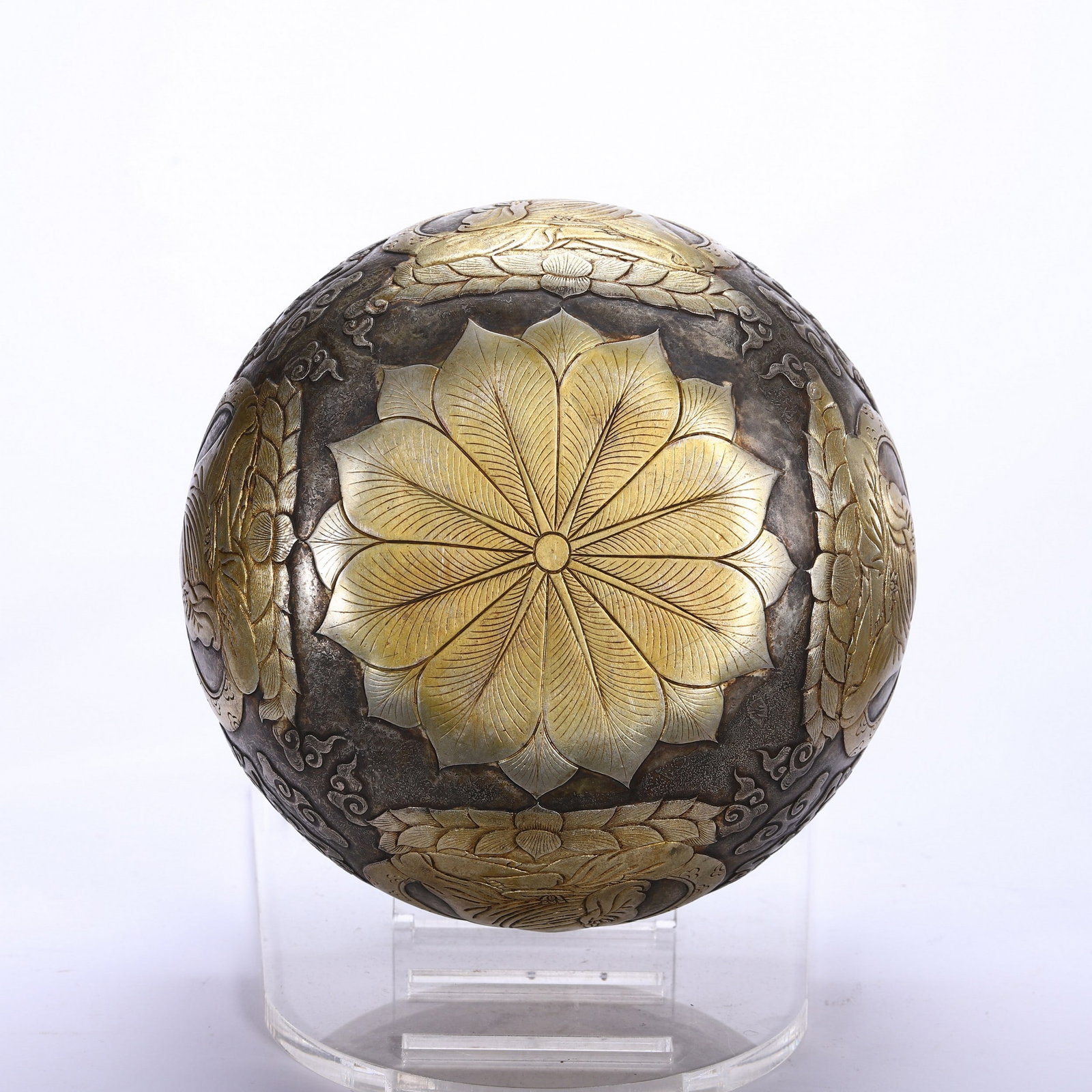 A COPPER GILDED WASHER - 9
